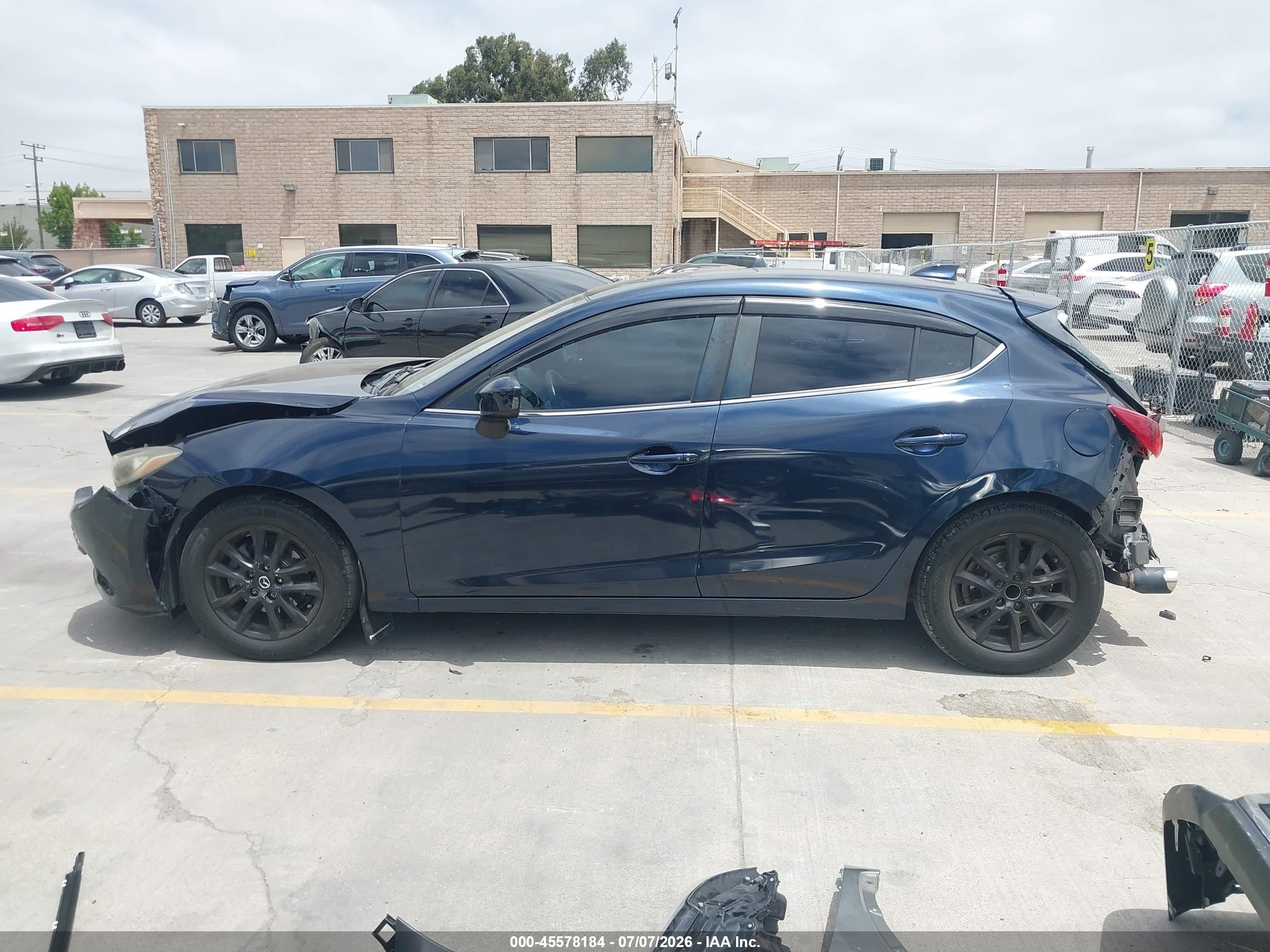 2015 Mazda Mazda3 I Grand Touring Blue vin: JM1BM1M7XF1233896