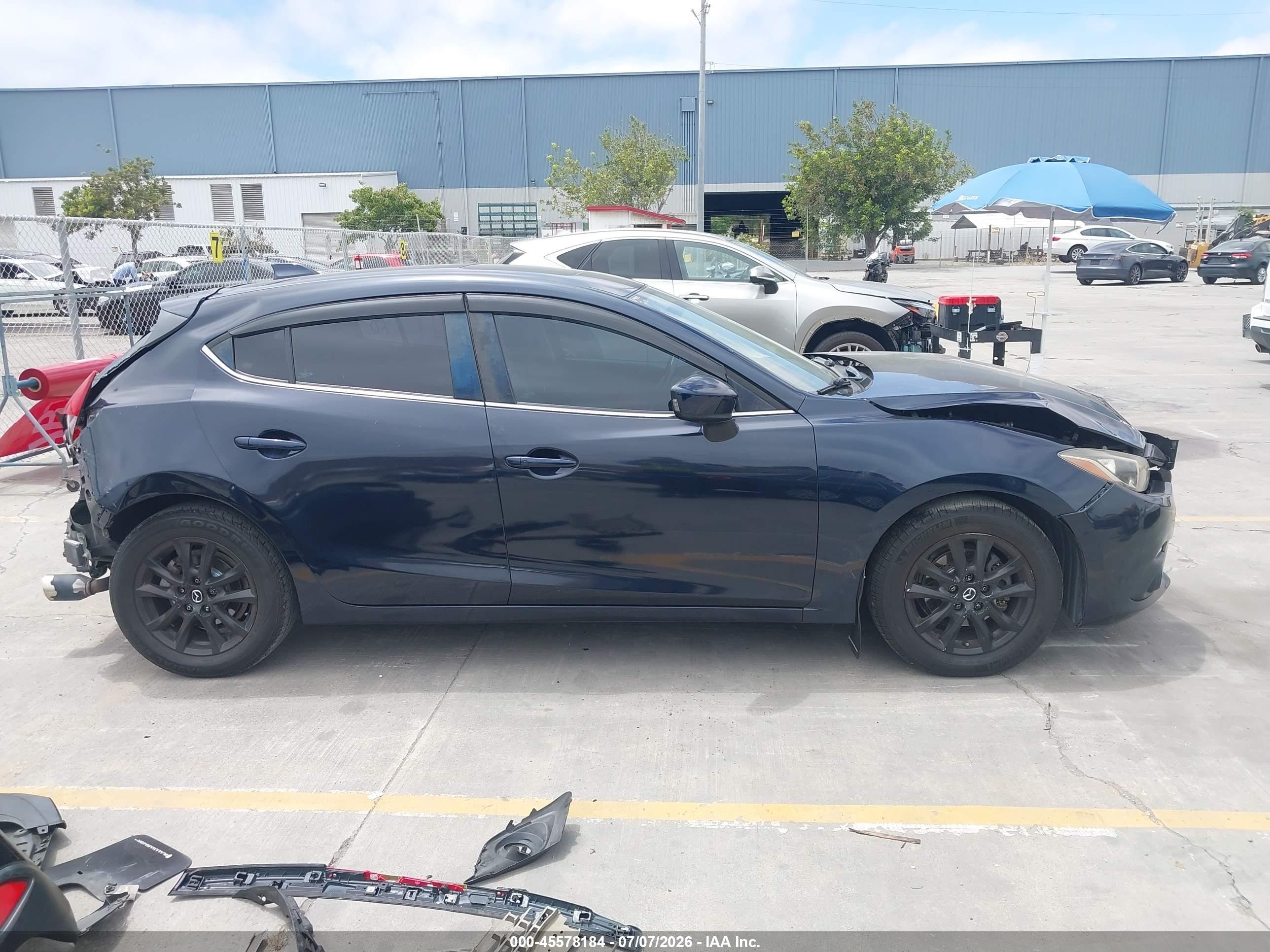 2015 Mazda Mazda3 I Grand Touring Blue vin: JM1BM1M7XF1233896