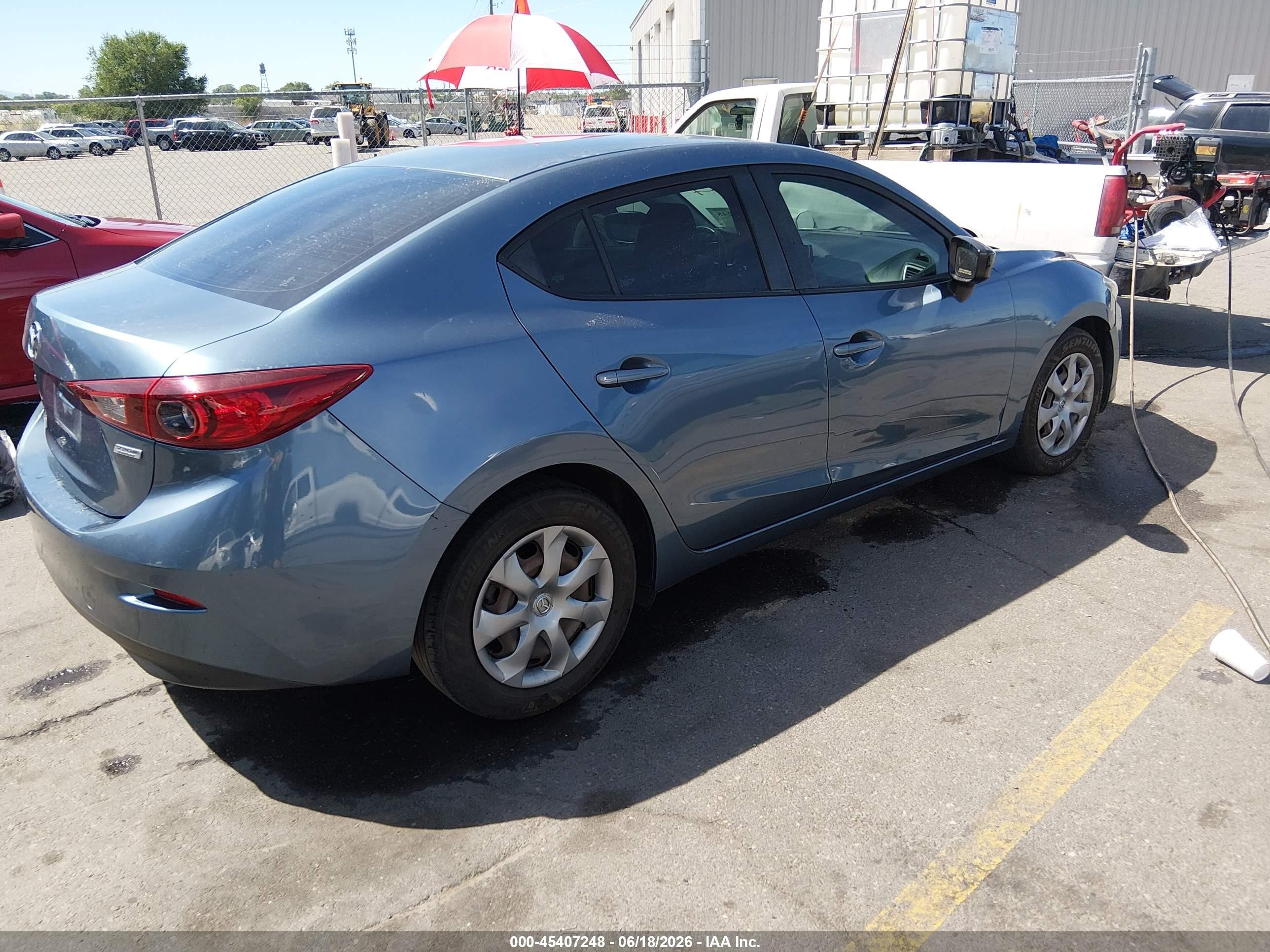 2015 Mazda Mazda3 I Sv Blue vin: JM1BM1T70F1261143