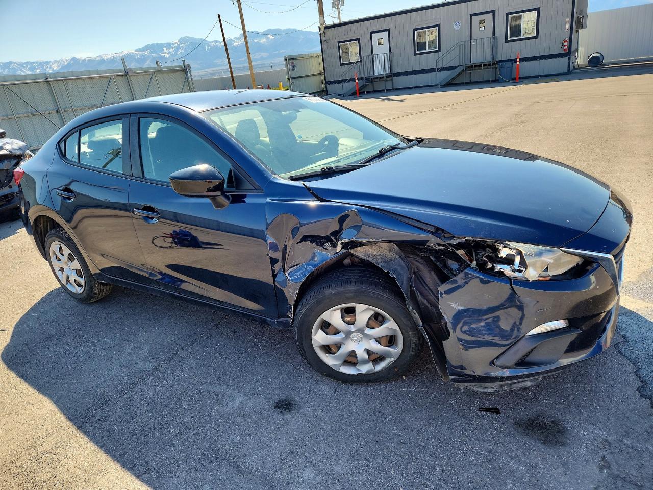 2015 Mazda 3 Sv Blue vin: JM1BM1T70F1261675