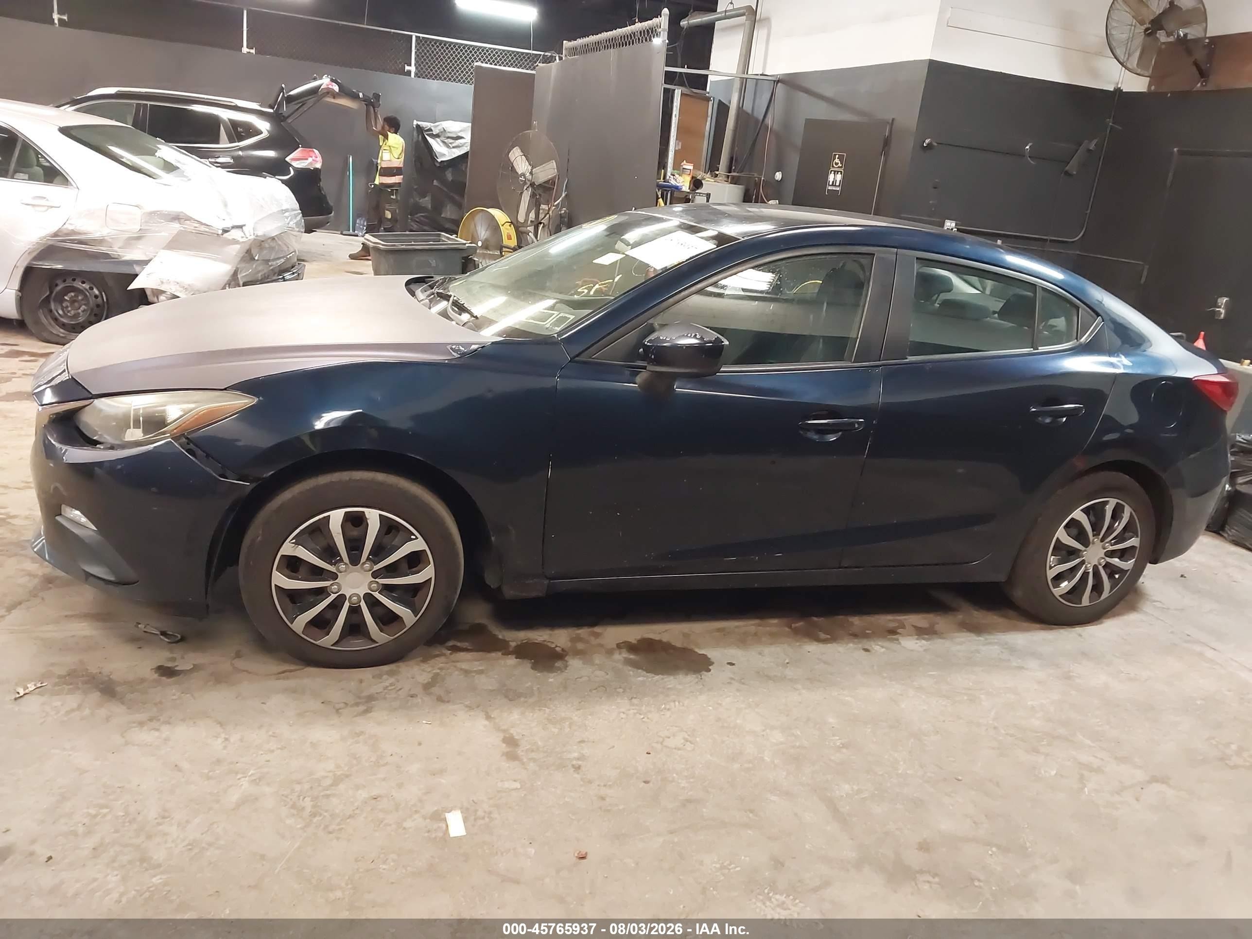 2015 Mazda Mazda3 I Sv Blue vin: JM1BM1T70F1272756