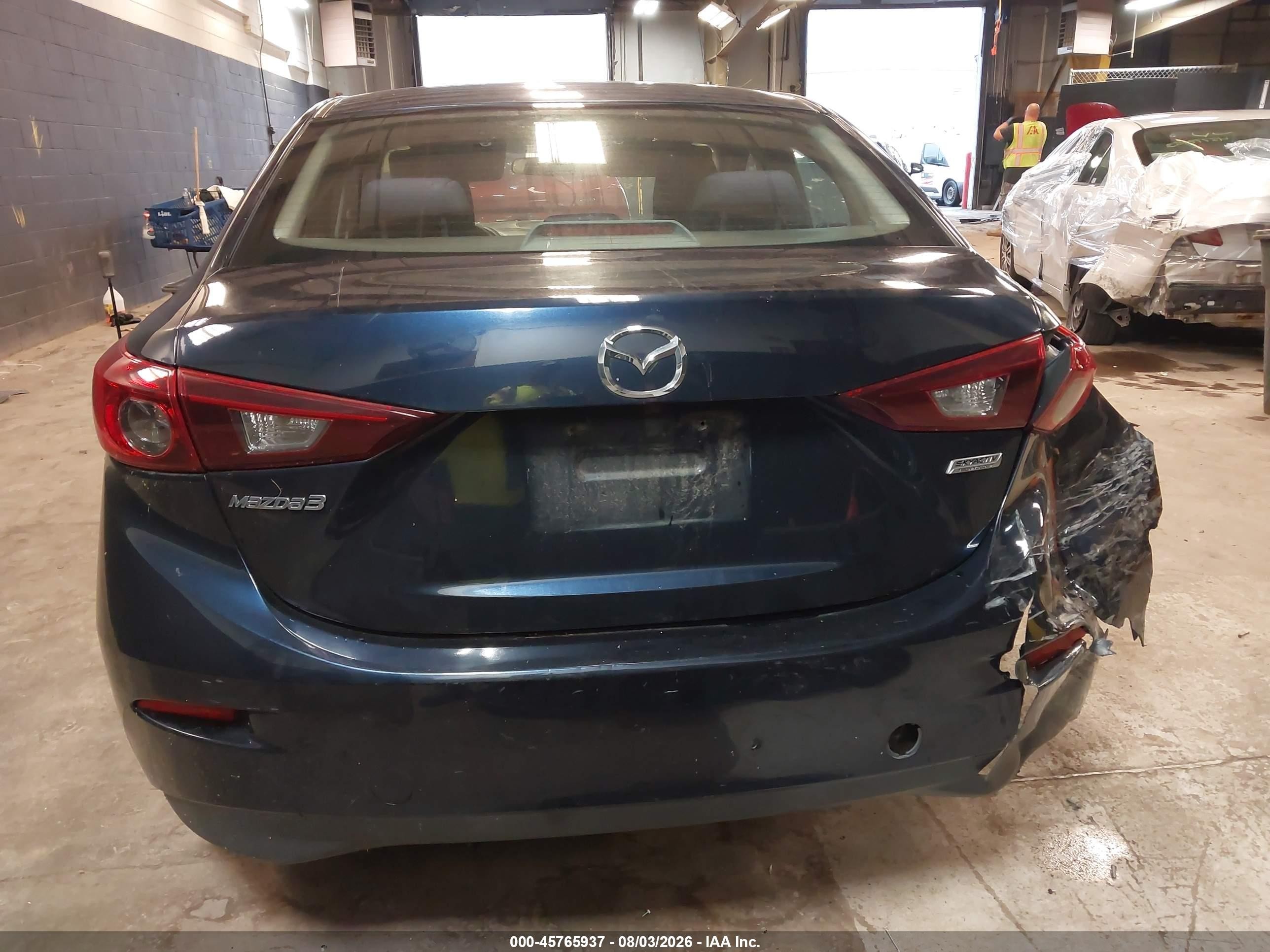 2015 Mazda Mazda3 I Sv Blue vin: JM1BM1T70F1272756