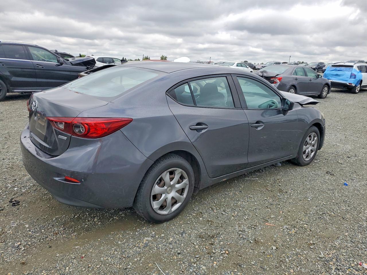 2014 Mazda 3 Sv Gray vin: JM1BM1T71E1195944