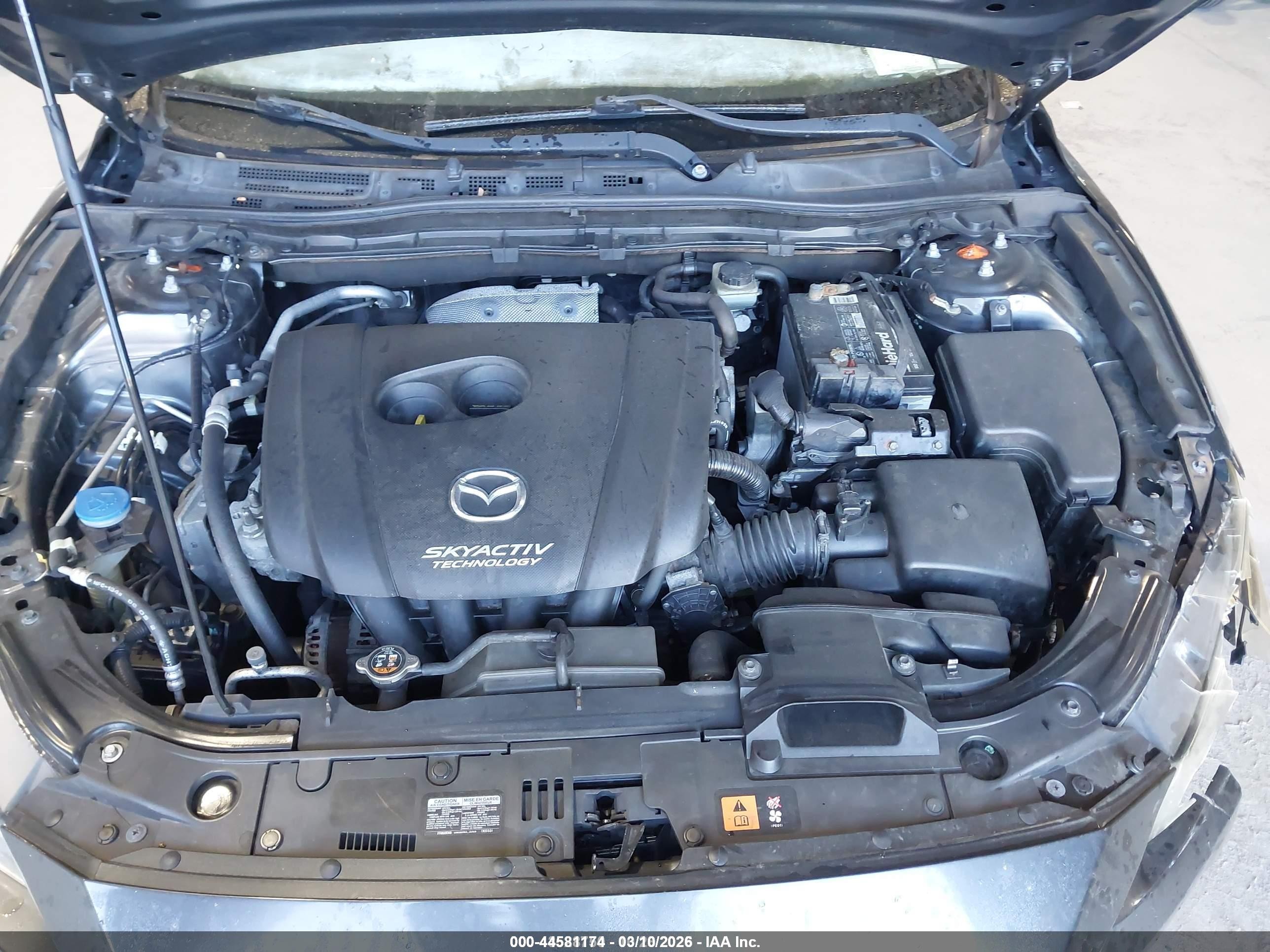 2015 Mazda Mazda3 I Sv Gray vin: JM1BM1T71F1224585