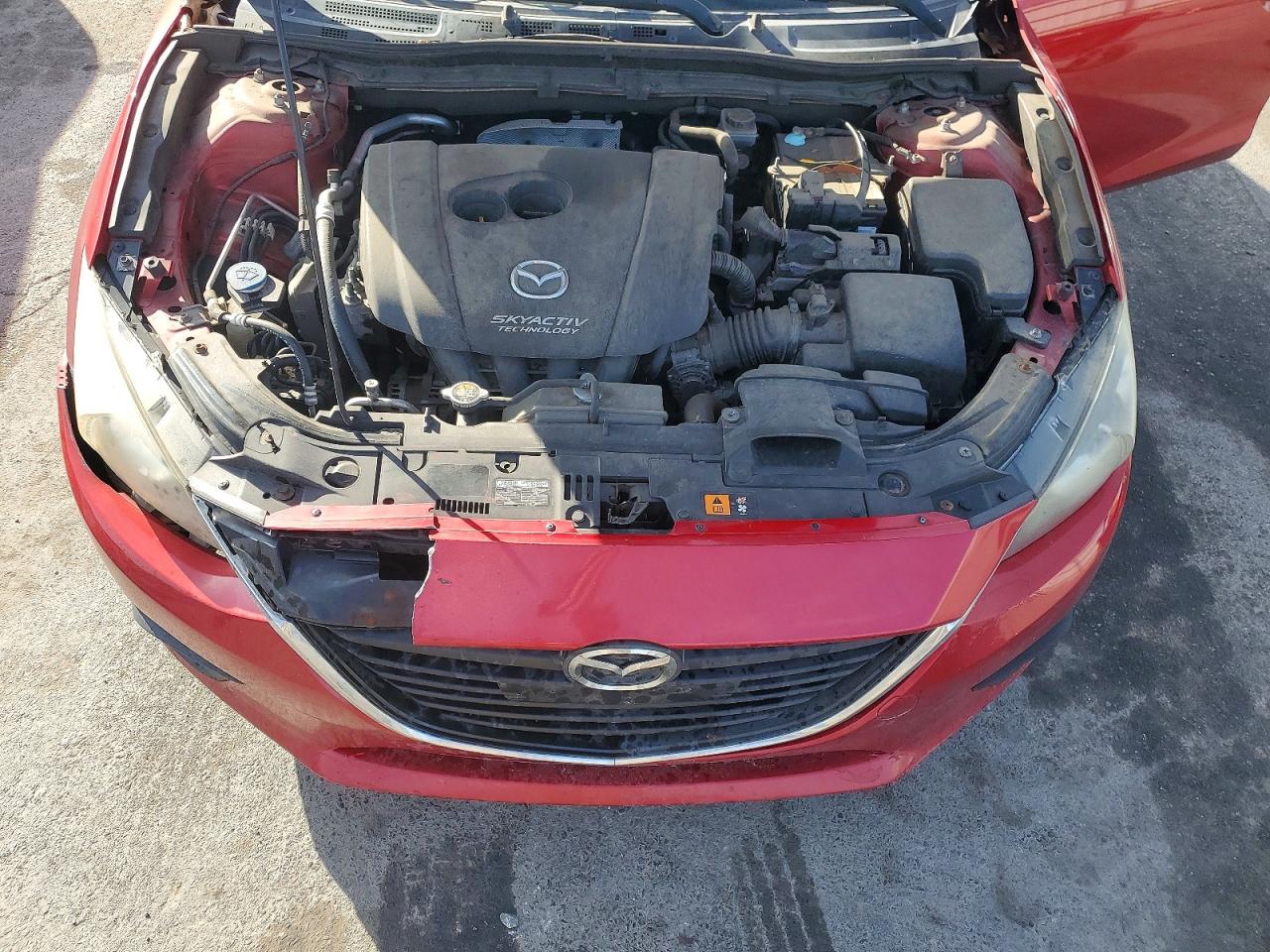2015 Mazda 3 Red vin: JM1BM1T71F1234002
