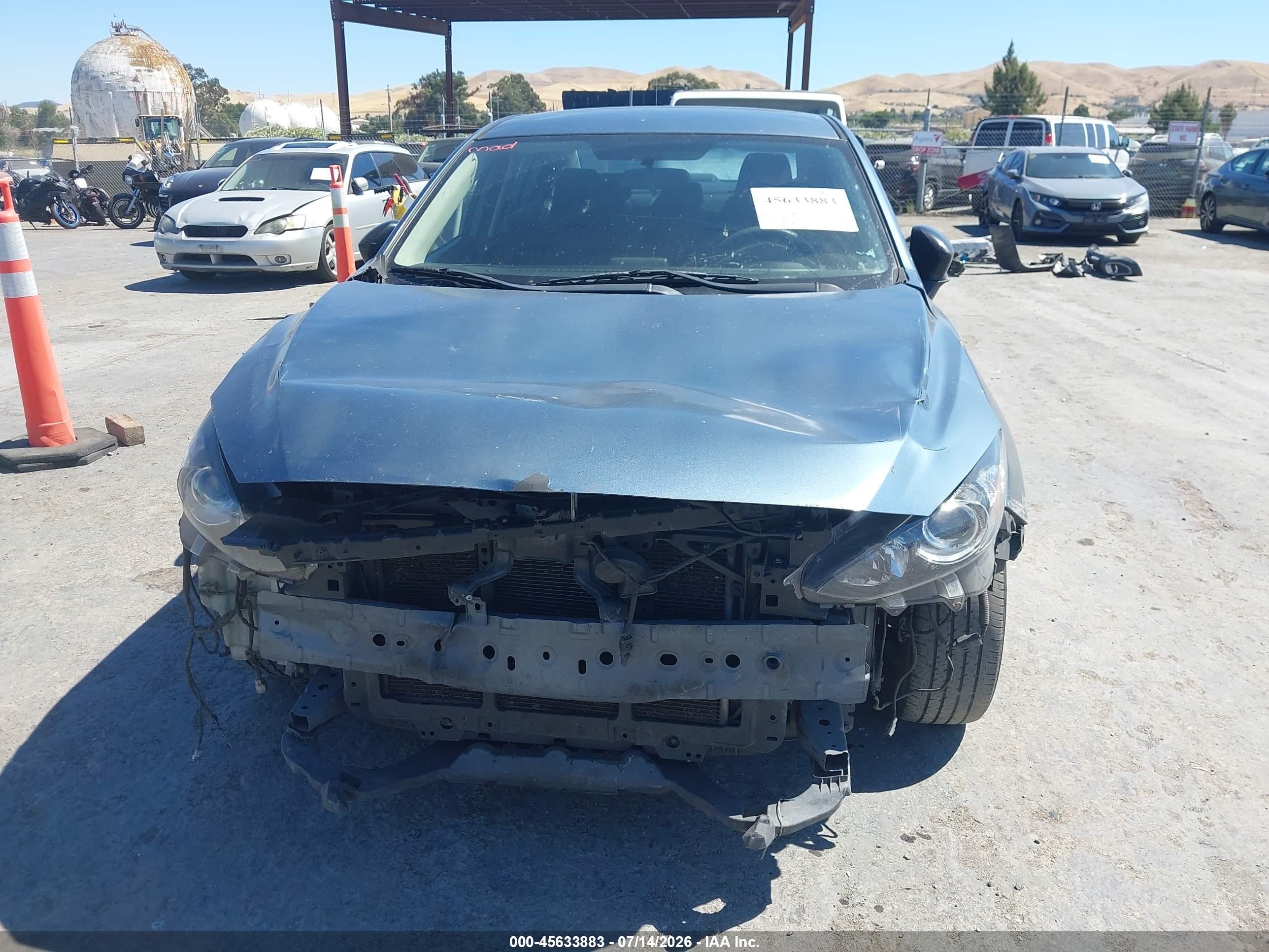 2015 Mazda Mazda3 I Sv Blue vin: JM1BM1T72F1226751