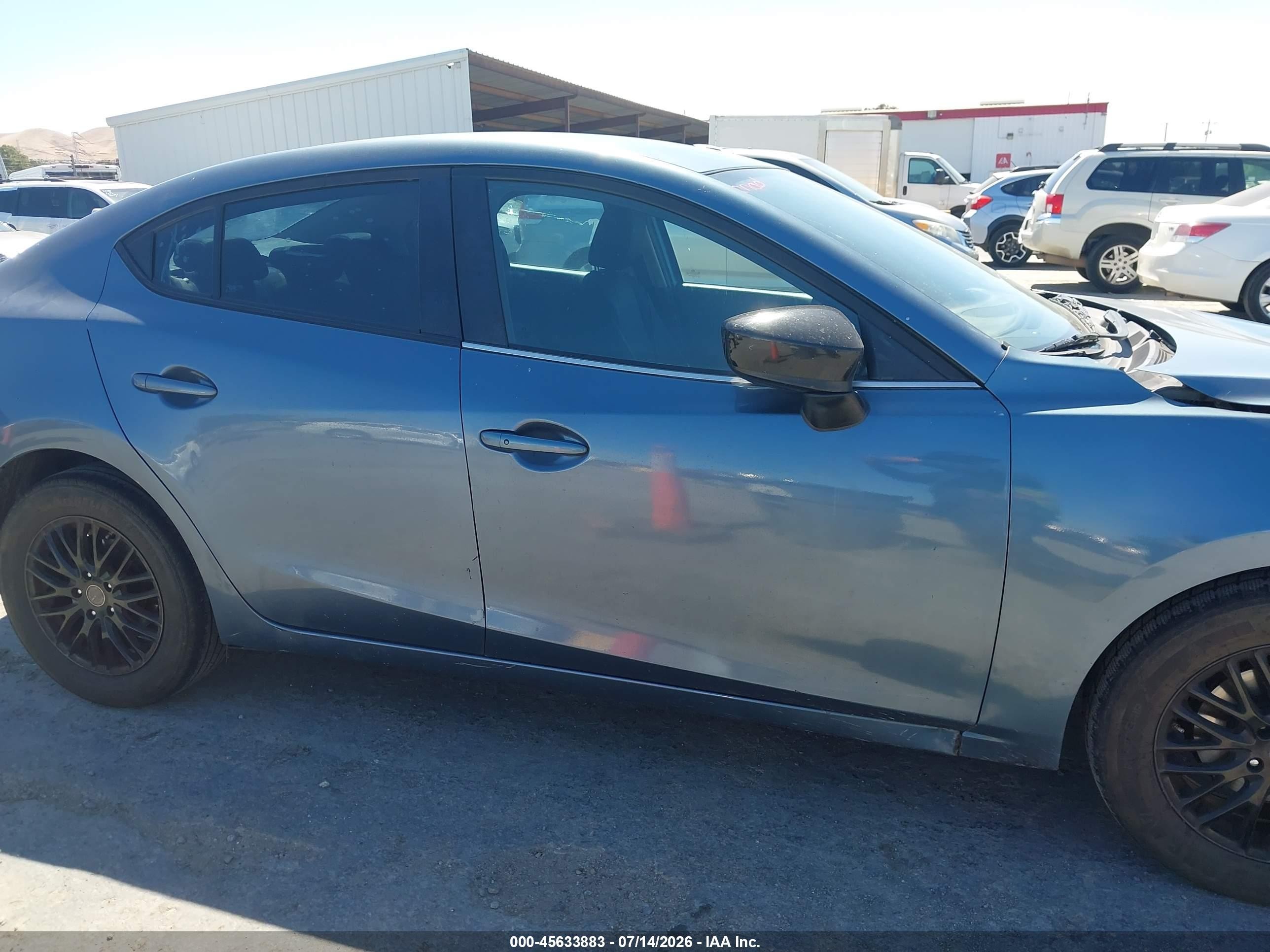 2015 Mazda Mazda3 I Sv Blue vin: JM1BM1T72F1226751