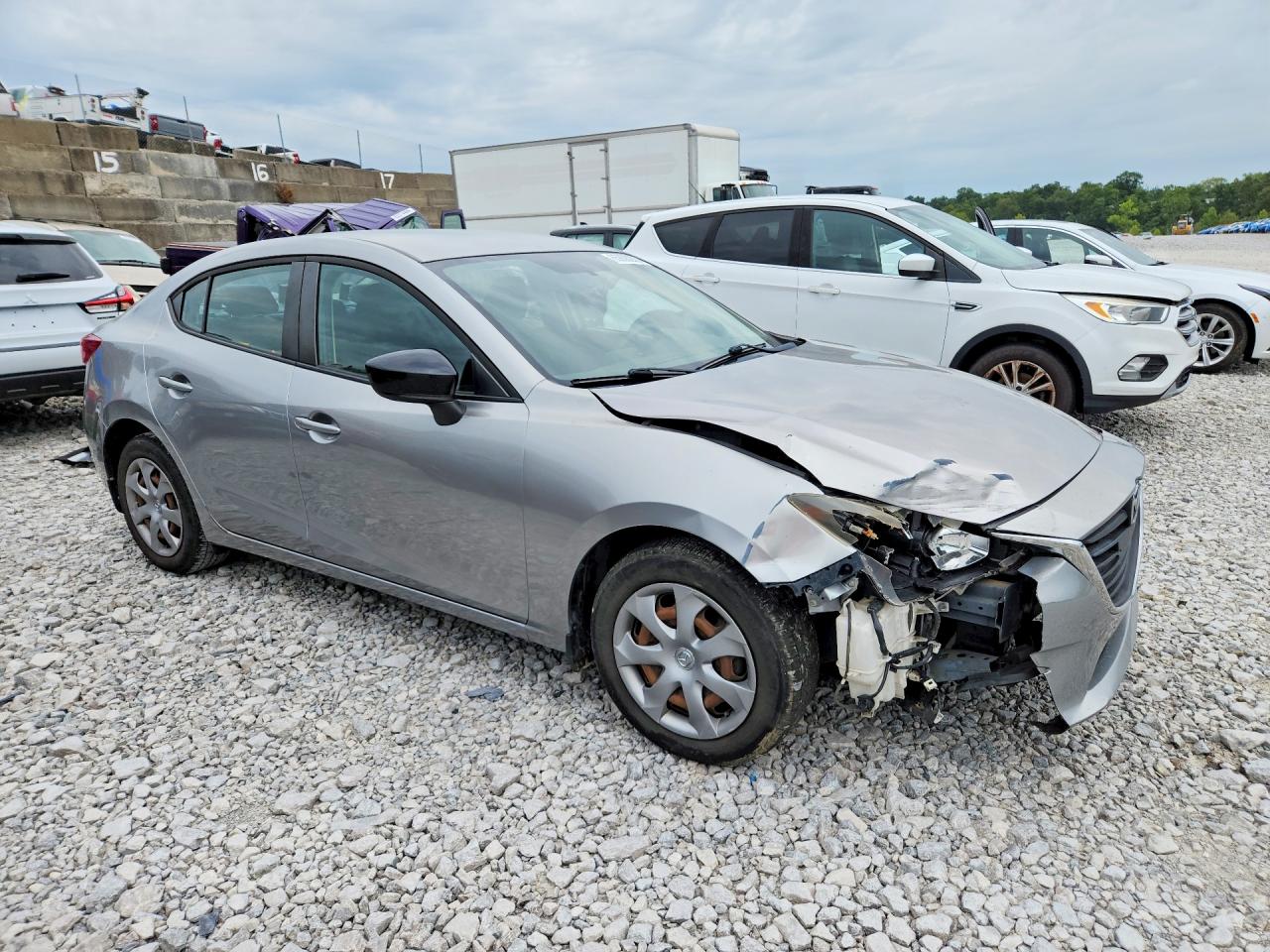 2014 Mazda 3 Sv Silver vin: JM1BM1T73E1147264