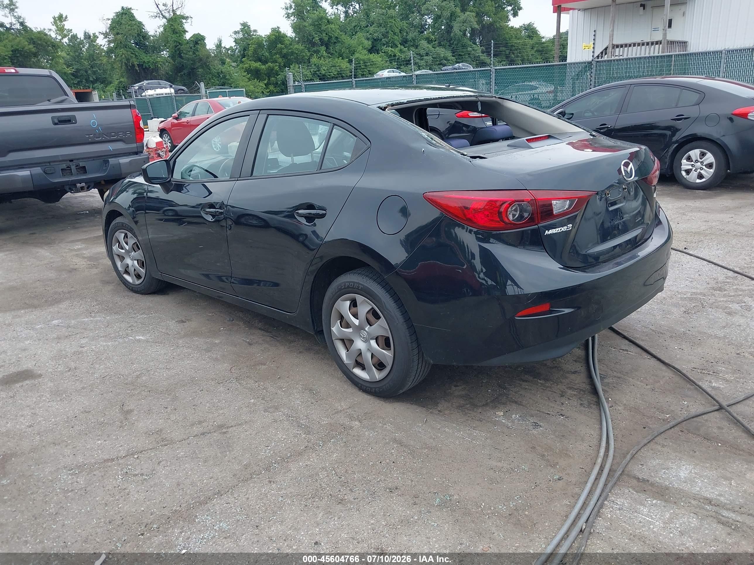 2014 Mazda Mazda3 I Sv Черный vin: JM1BM1T73E1158040