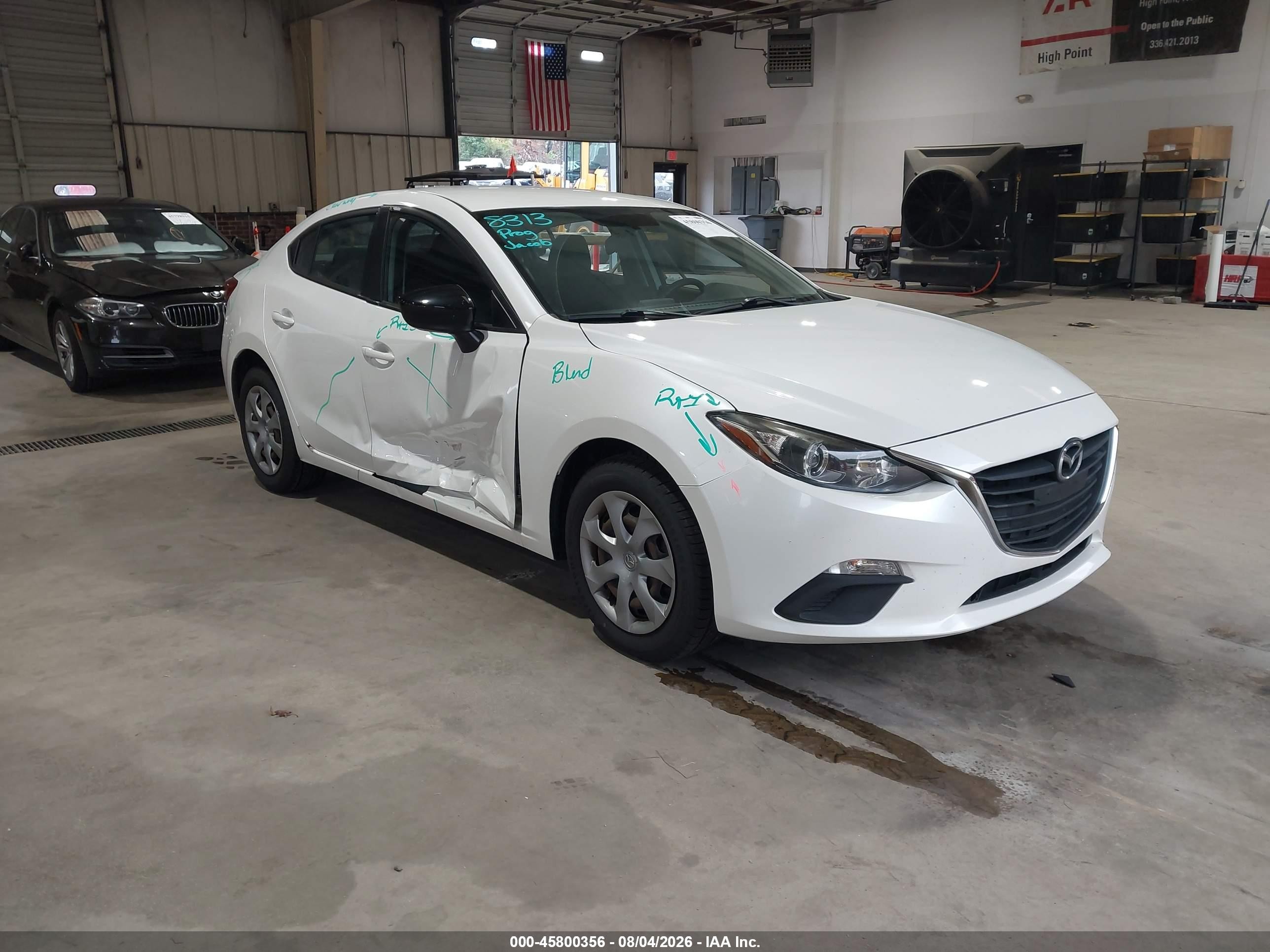 2015 Mazda Mazda3 I Sv White vin: JM1BM1T73F1266126