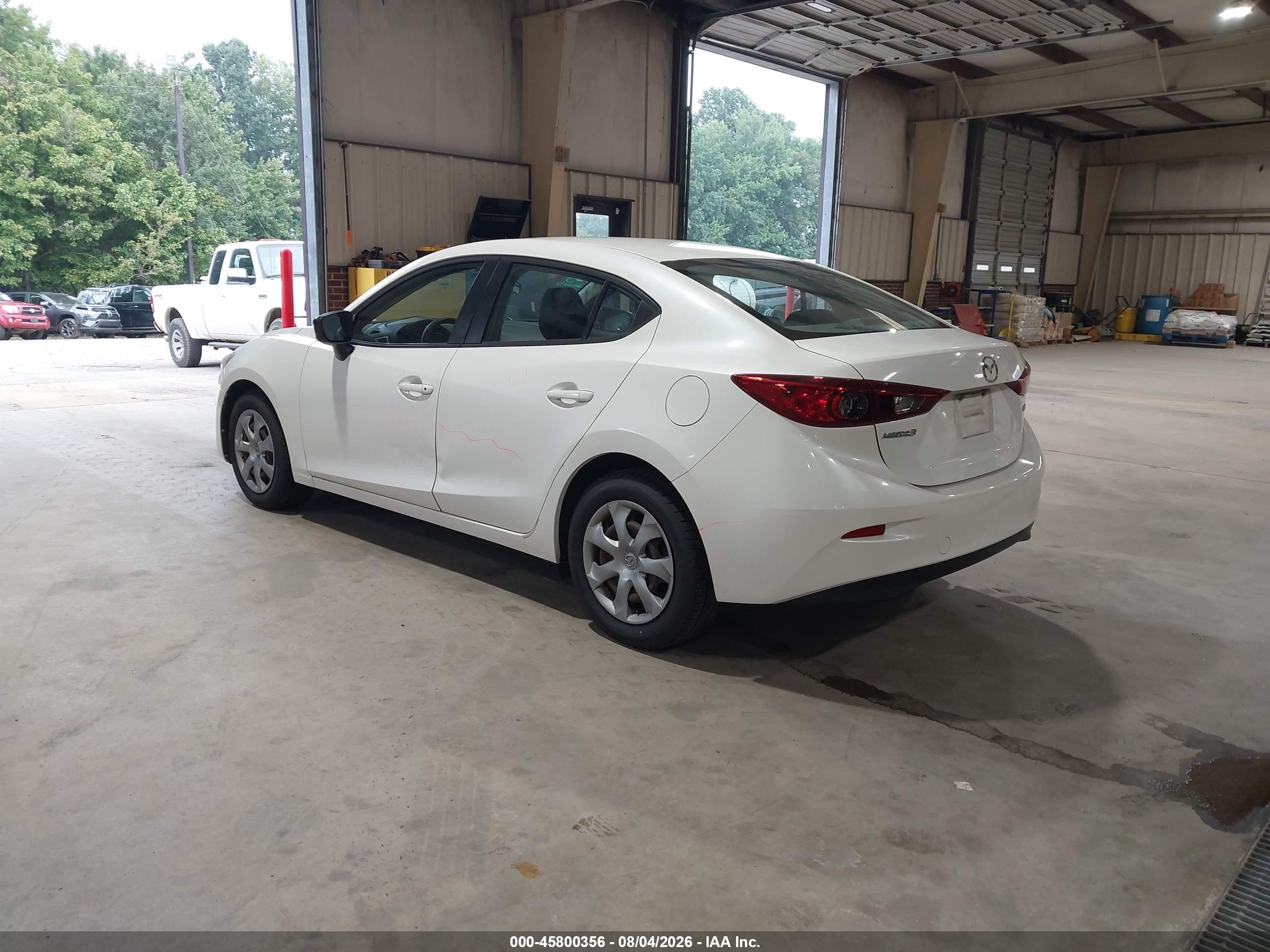 2015 Mazda Mazda3 I Sv Белый vin: JM1BM1T73F1266126