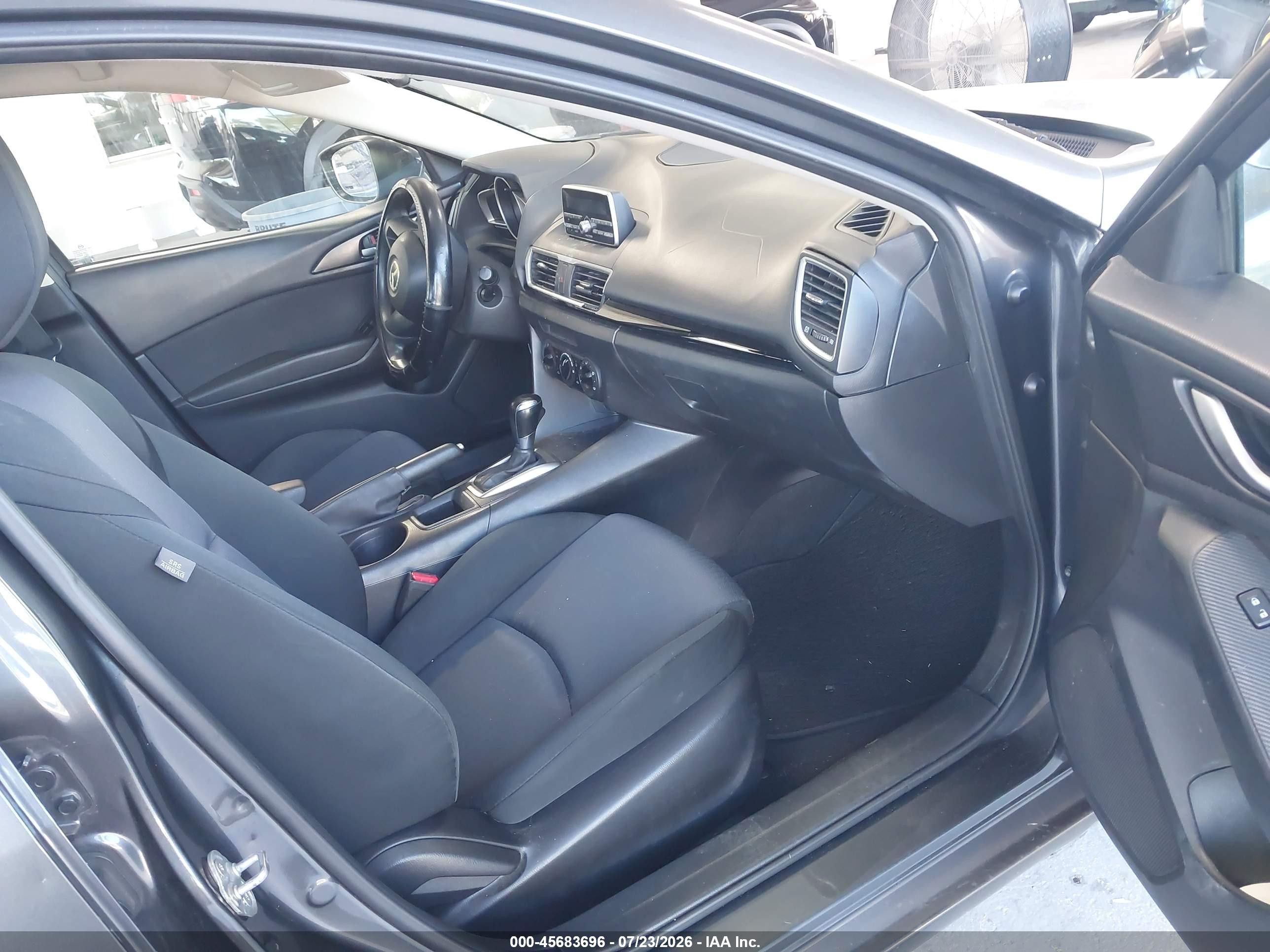 2014 Mazda Mazda3 I Sv Gray vin: JM1BM1T74E1184341