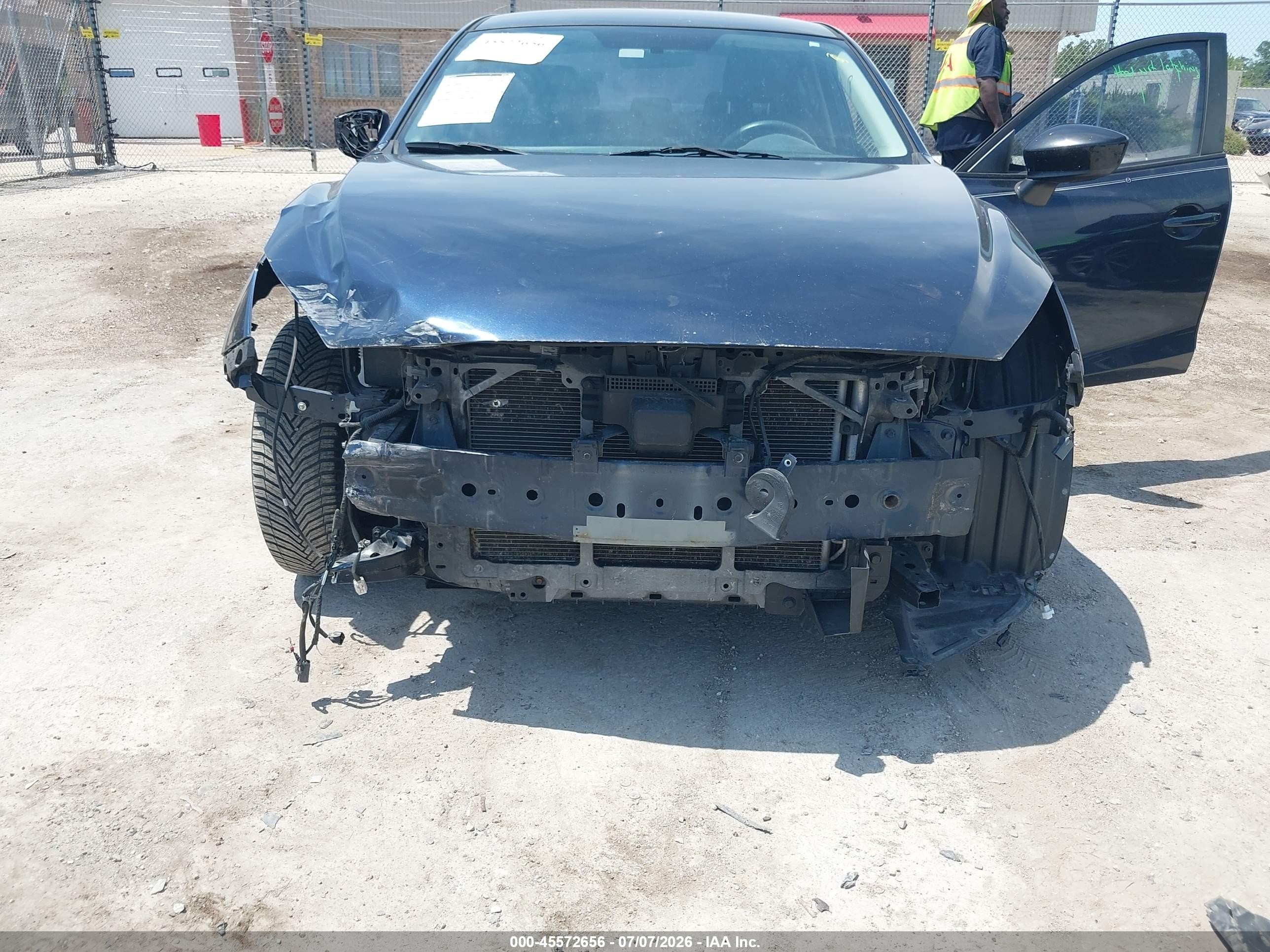 2015 Mazda Mazda3 I Sv Blue vin: JM1BM1T75F1269447