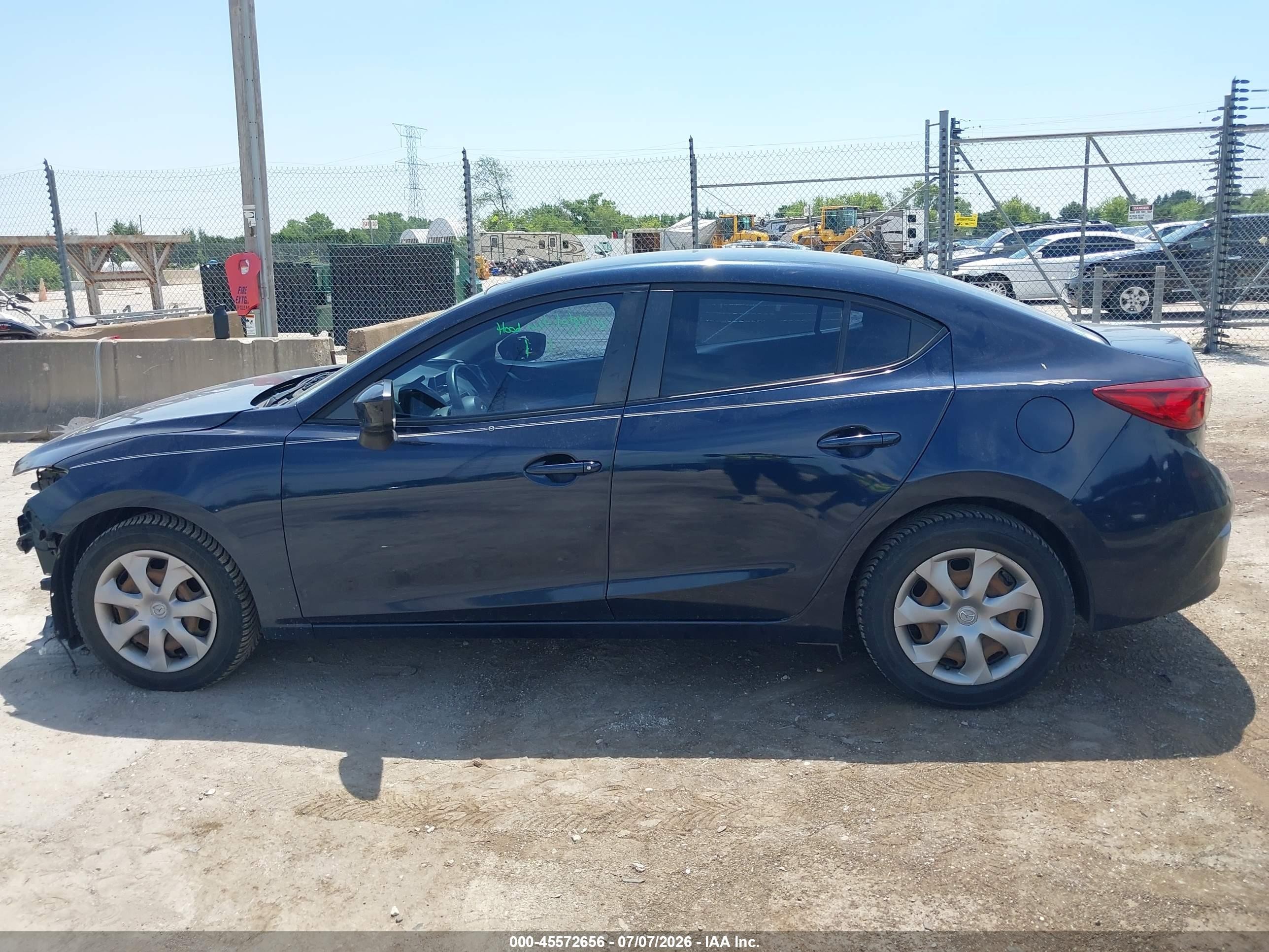 2015 Mazda Mazda3 I Sv Blue vin: JM1BM1T75F1269447