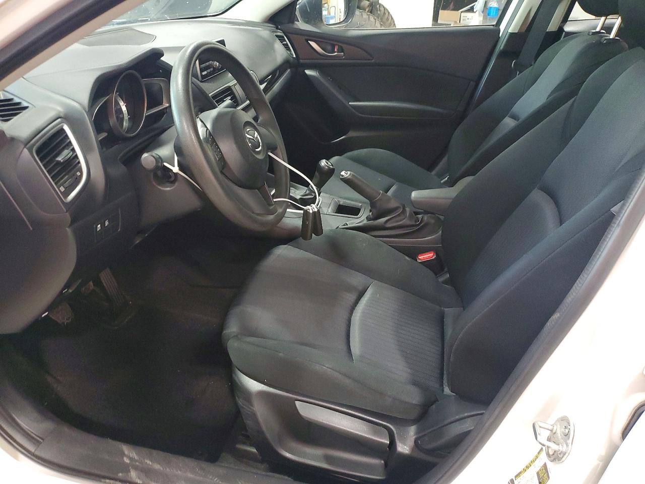 2014 Mazda 3 Sv White vin: JM1BM1T76E1134587