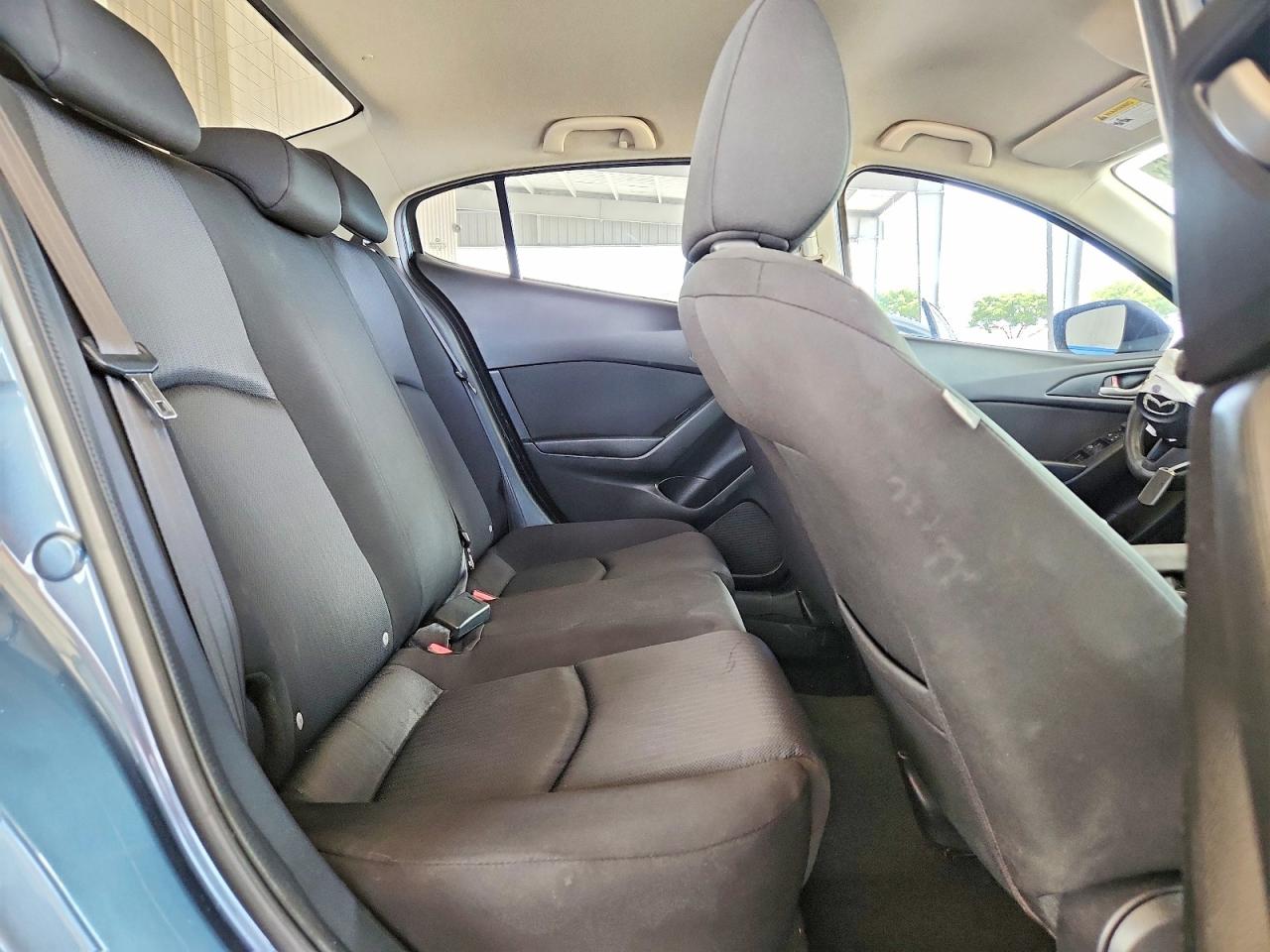 2015 Mazda 3 Sv Gray vin: JM1BM1T76F1263284