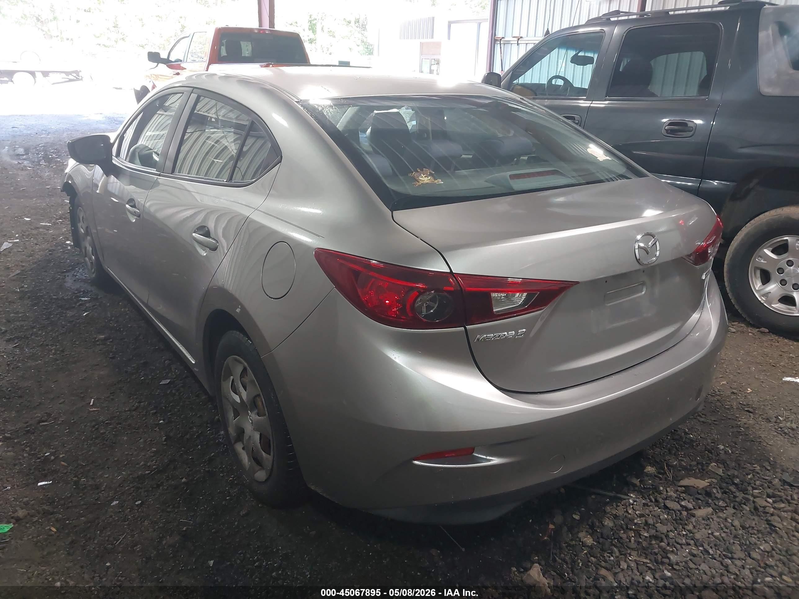 2014 Mazda Mazda3 I Sv Серый vin: JM1BM1T77E1172085