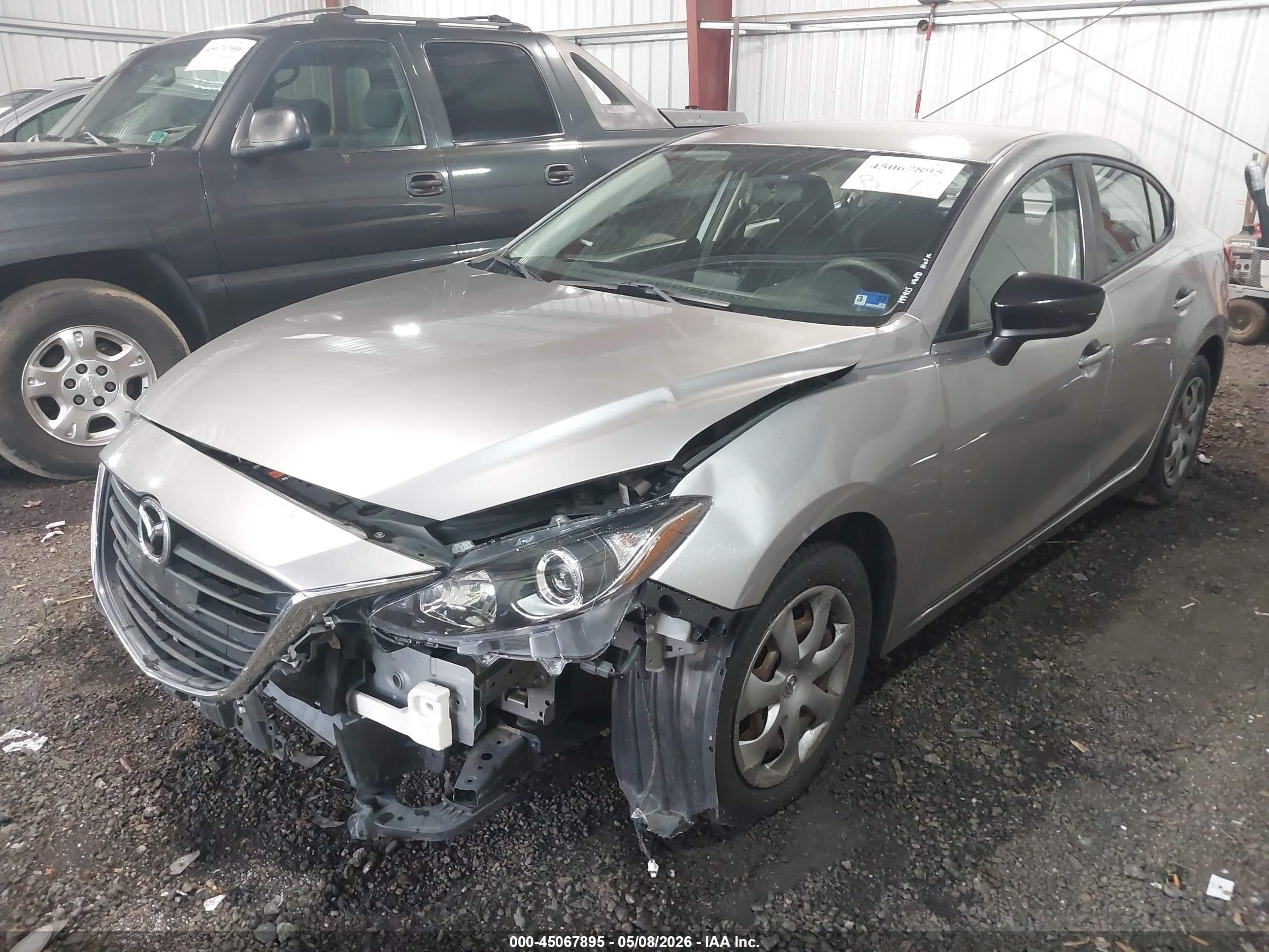 2014 Mazda Mazda3 I Sv Серый vin: JM1BM1T77E1172085