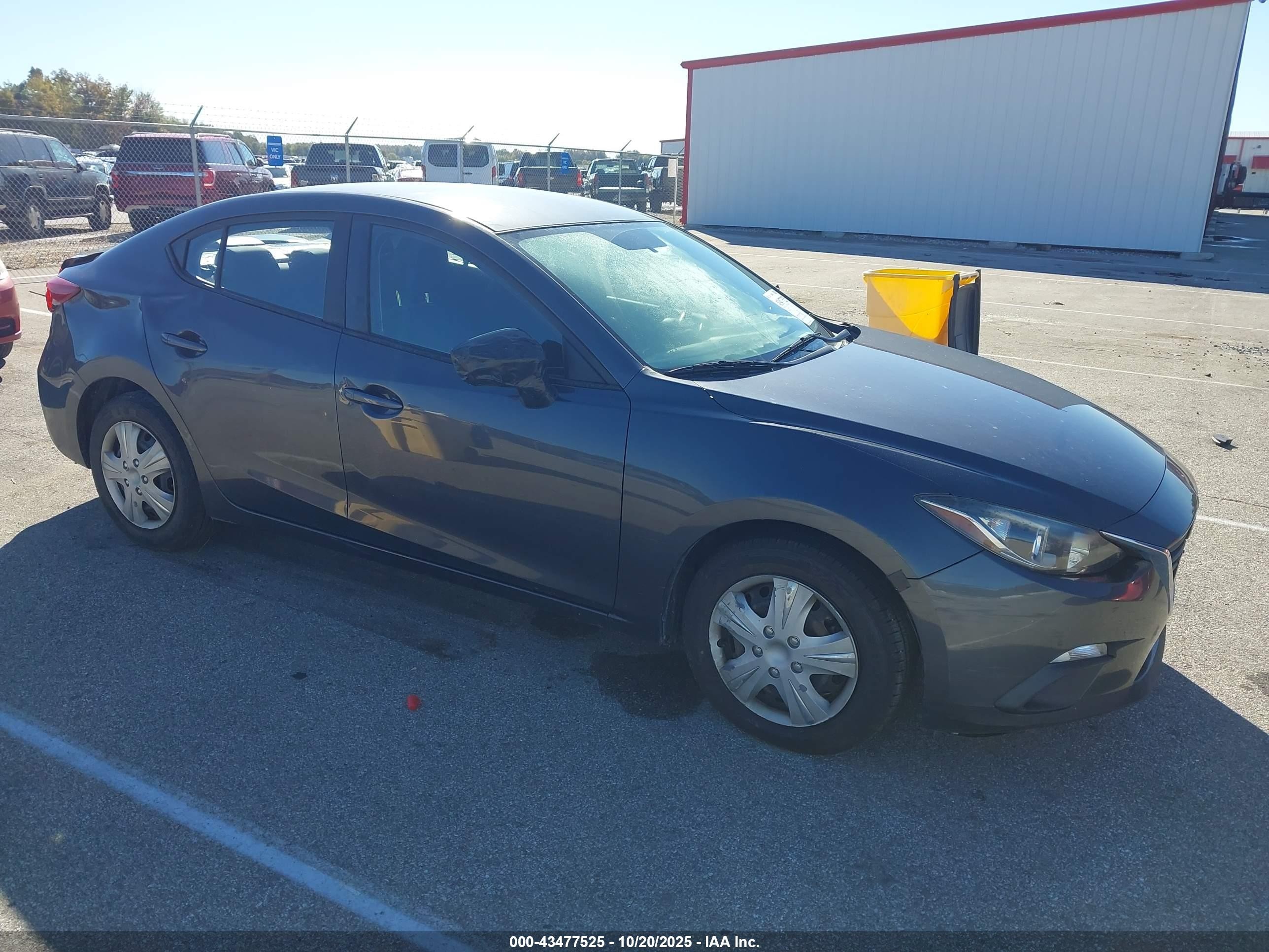 2015 Mazda Mazda3 I Sv Gray vin: JM1BM1T77F1247546