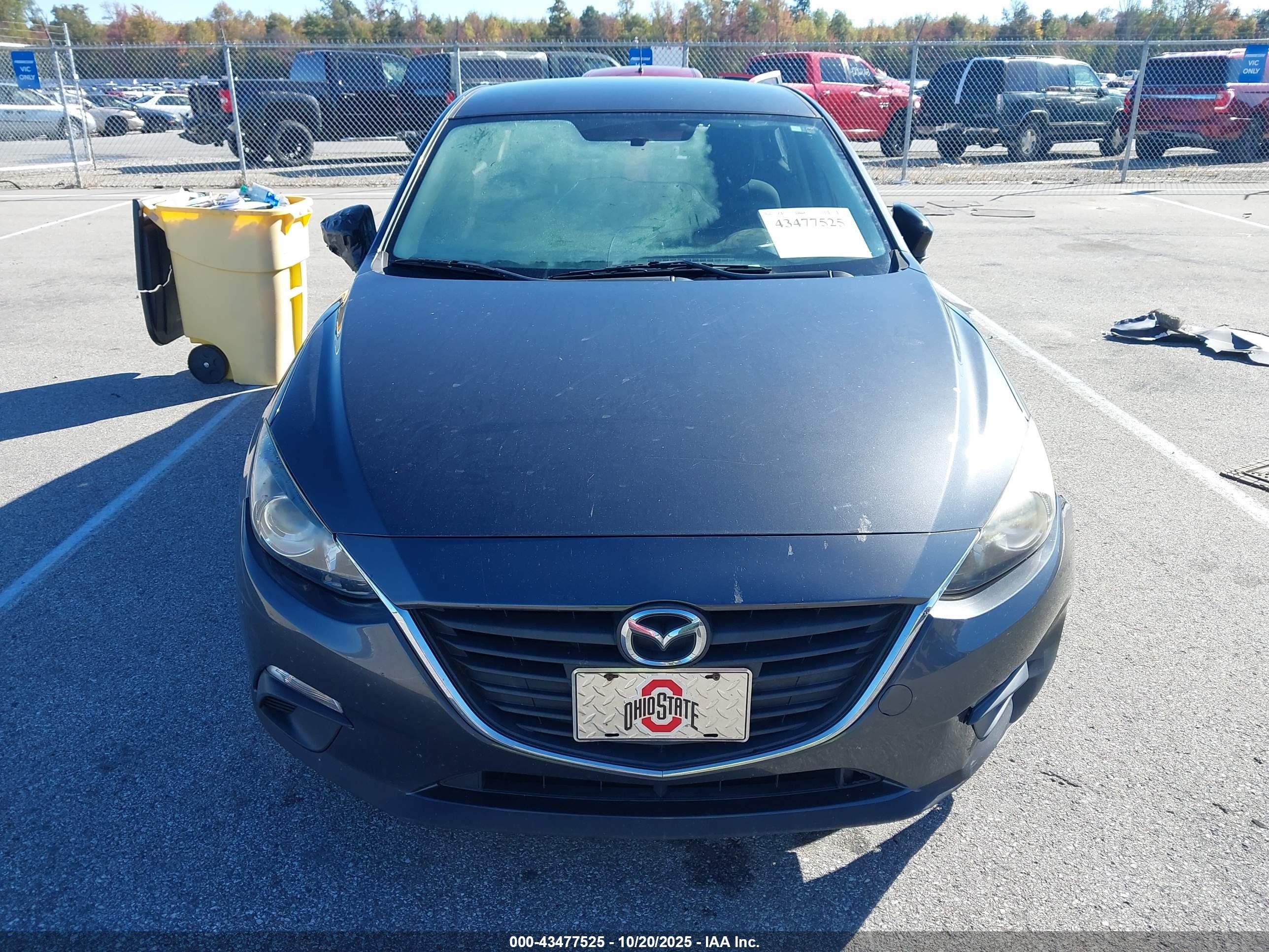 2015 Mazda Mazda3 I Sv Gray vin: JM1BM1T77F1247546