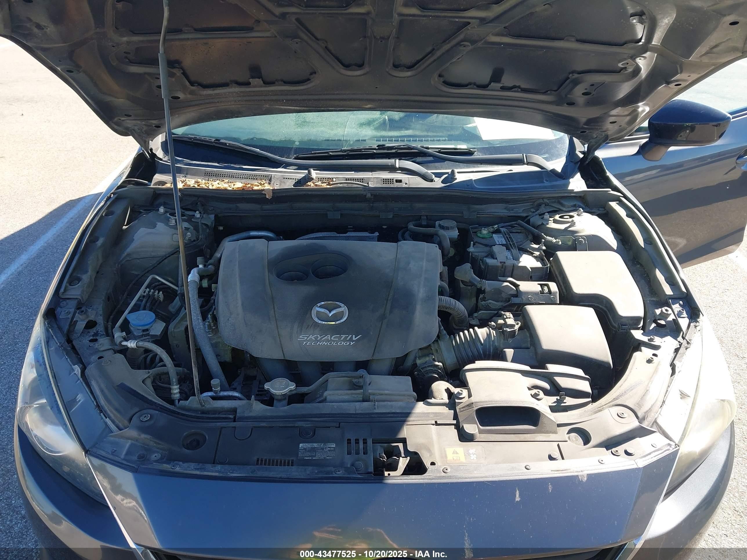 2015 Mazda Mazda3 I Sv Gray vin: JM1BM1T77F1247546