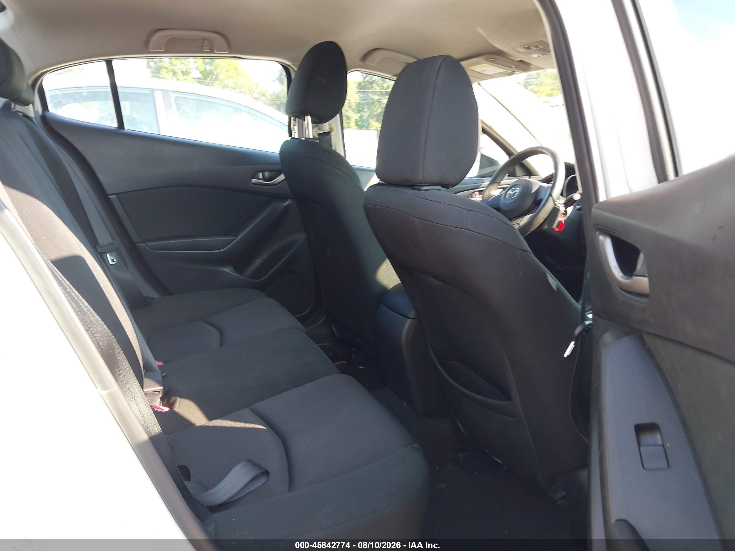 2014 Mazda Mazda3 I Sv White vin: JM1BM1T78E1128340