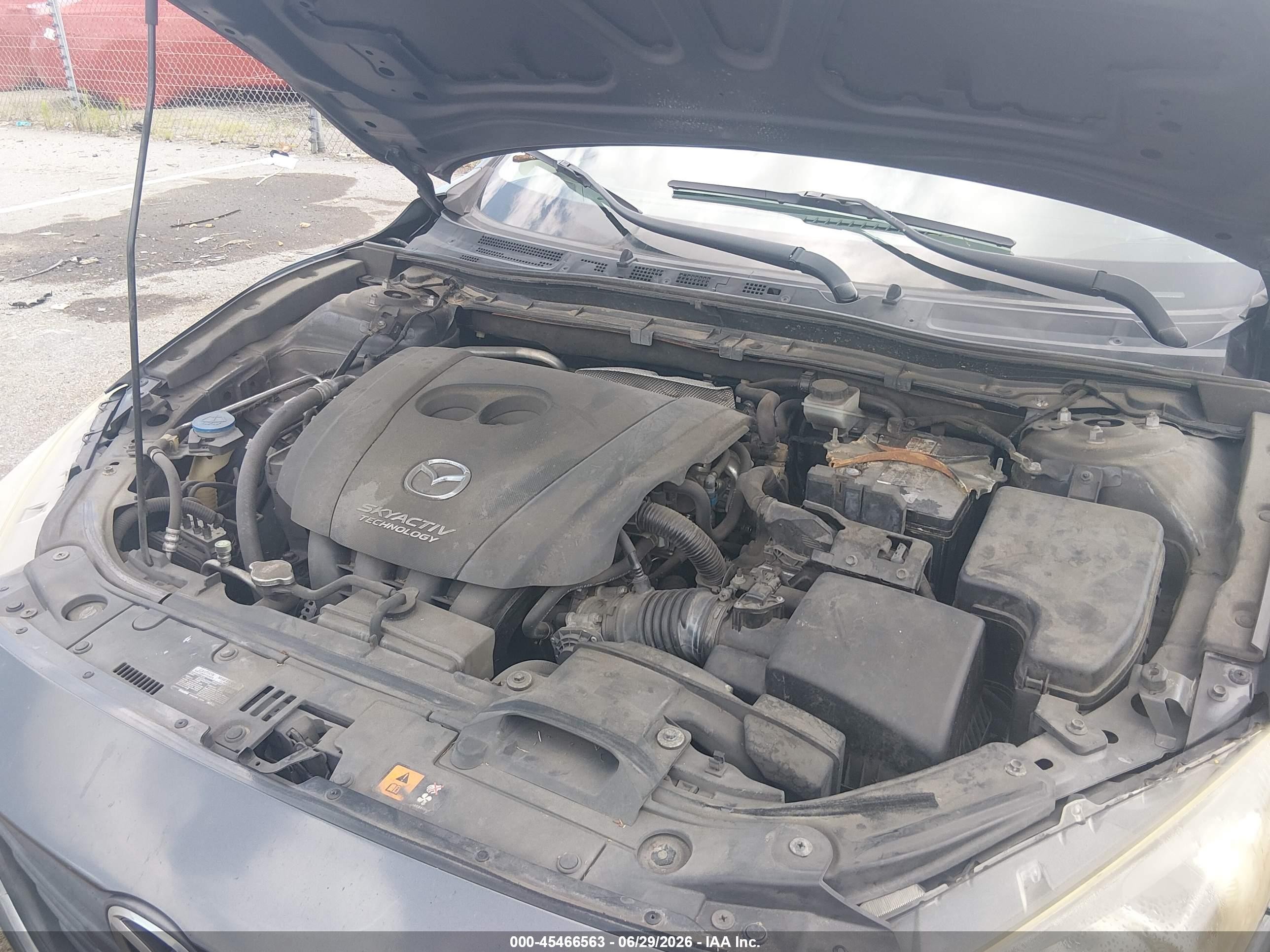 2014 Mazda Mazda3 I Sv Gray vin: JM1BM1T79E1136804
