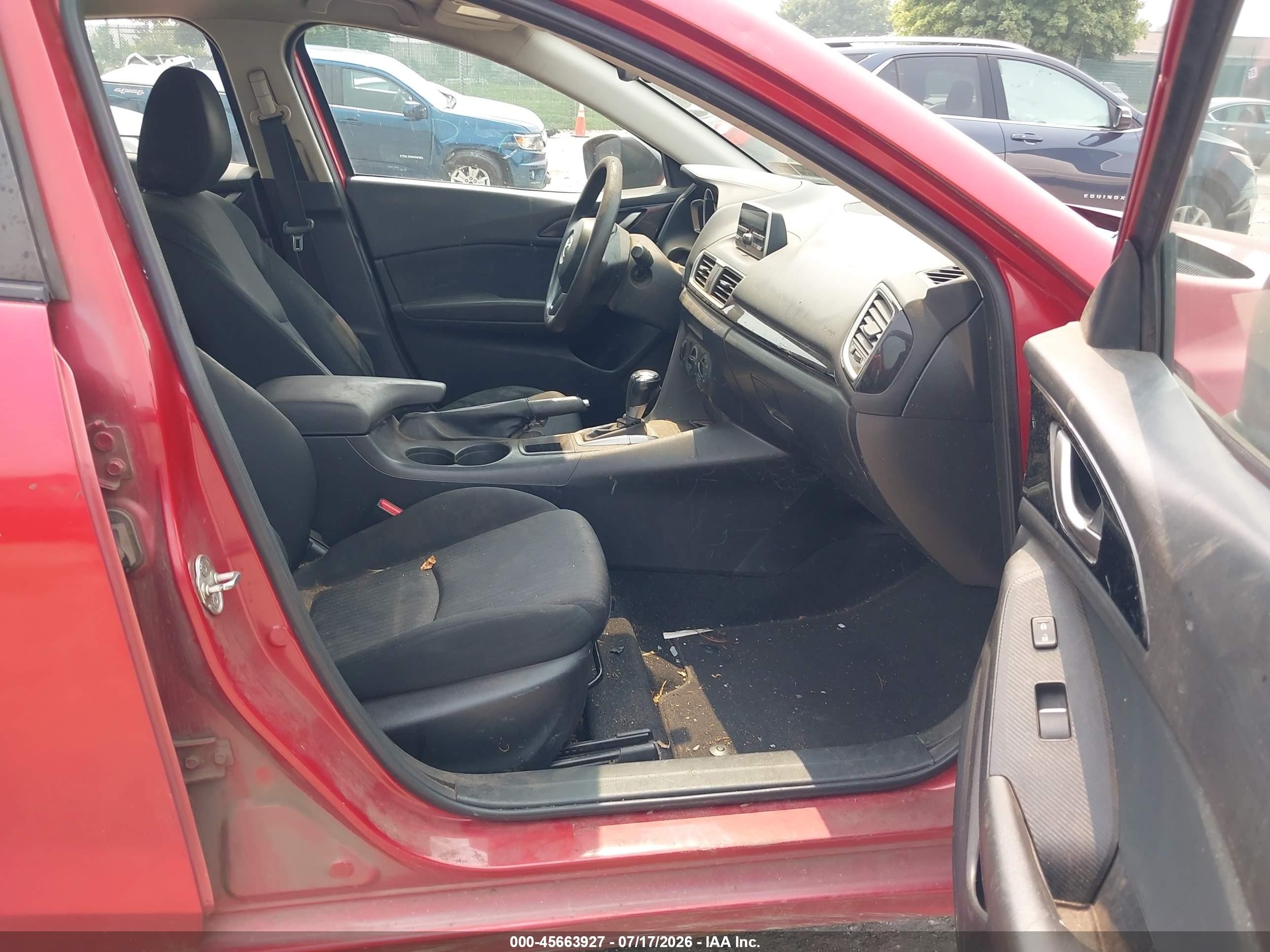 2014 Mazda Mazda3 I Sport Red vin: JM1BM1U70E1166532