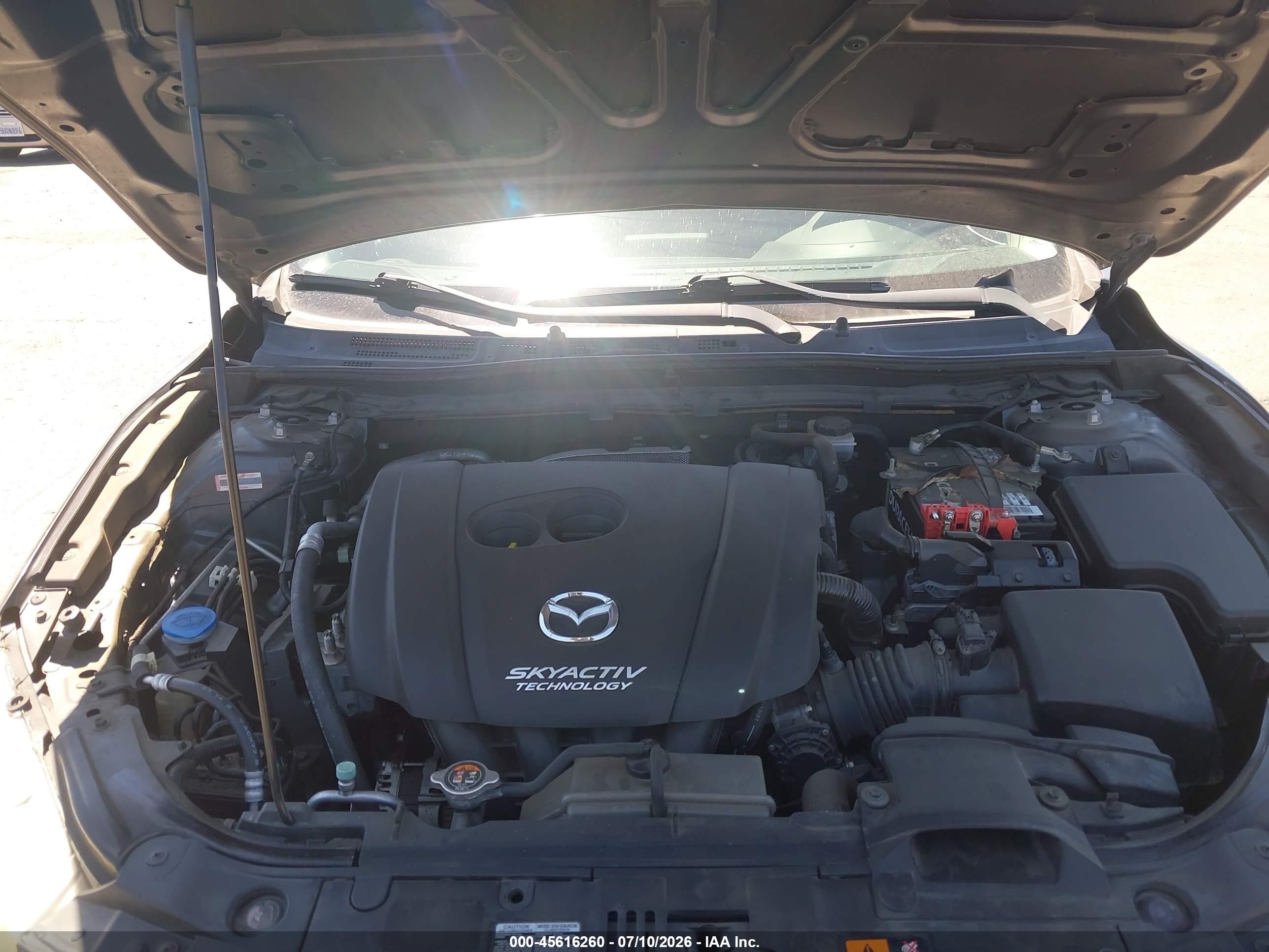 2014 Mazda Mazda3 I Sport Gray vin: JM1BM1U70E1180625
