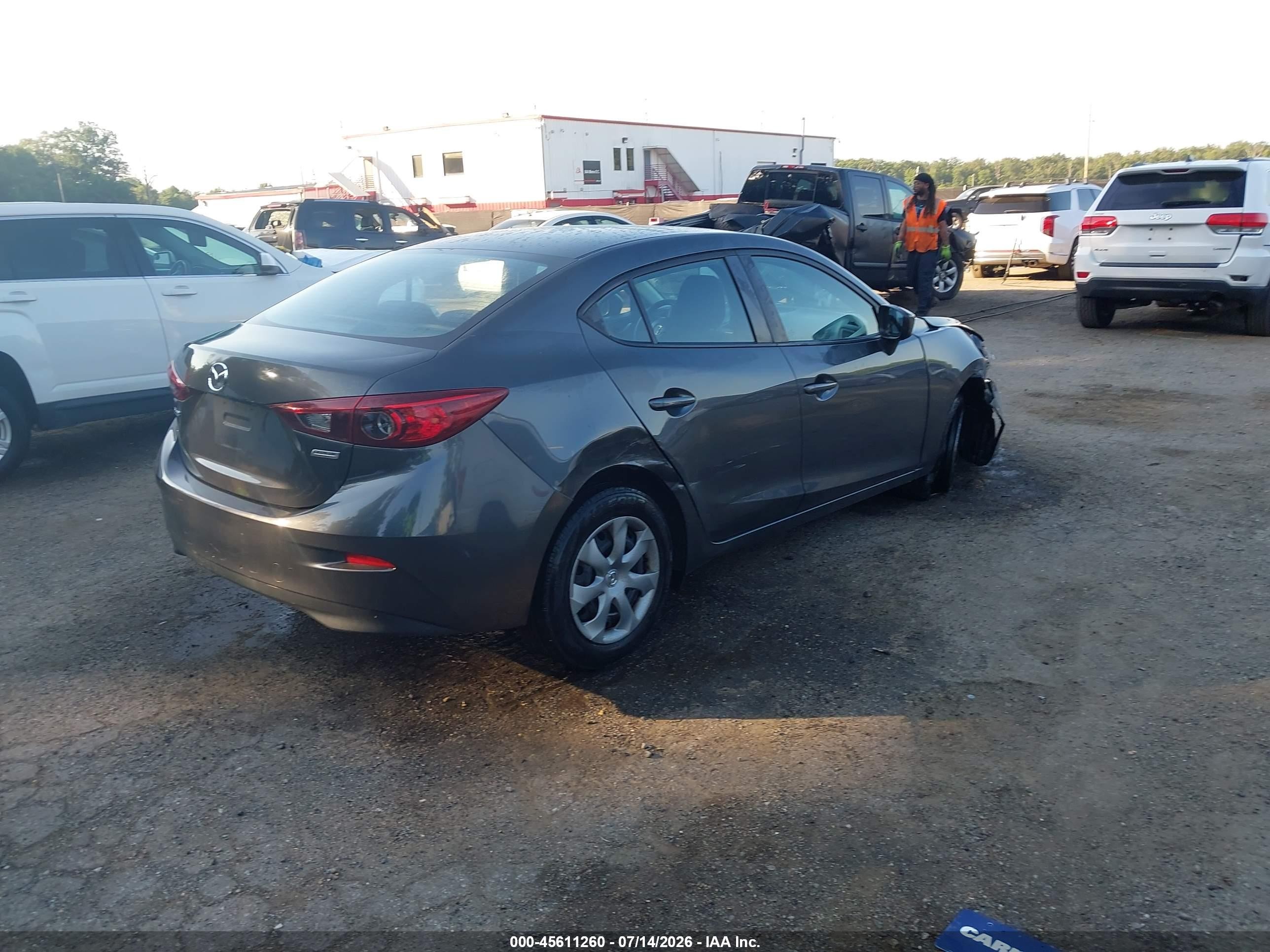 2014 Mazda Mazda3   Gray vin: JM1BM1U71E1216564