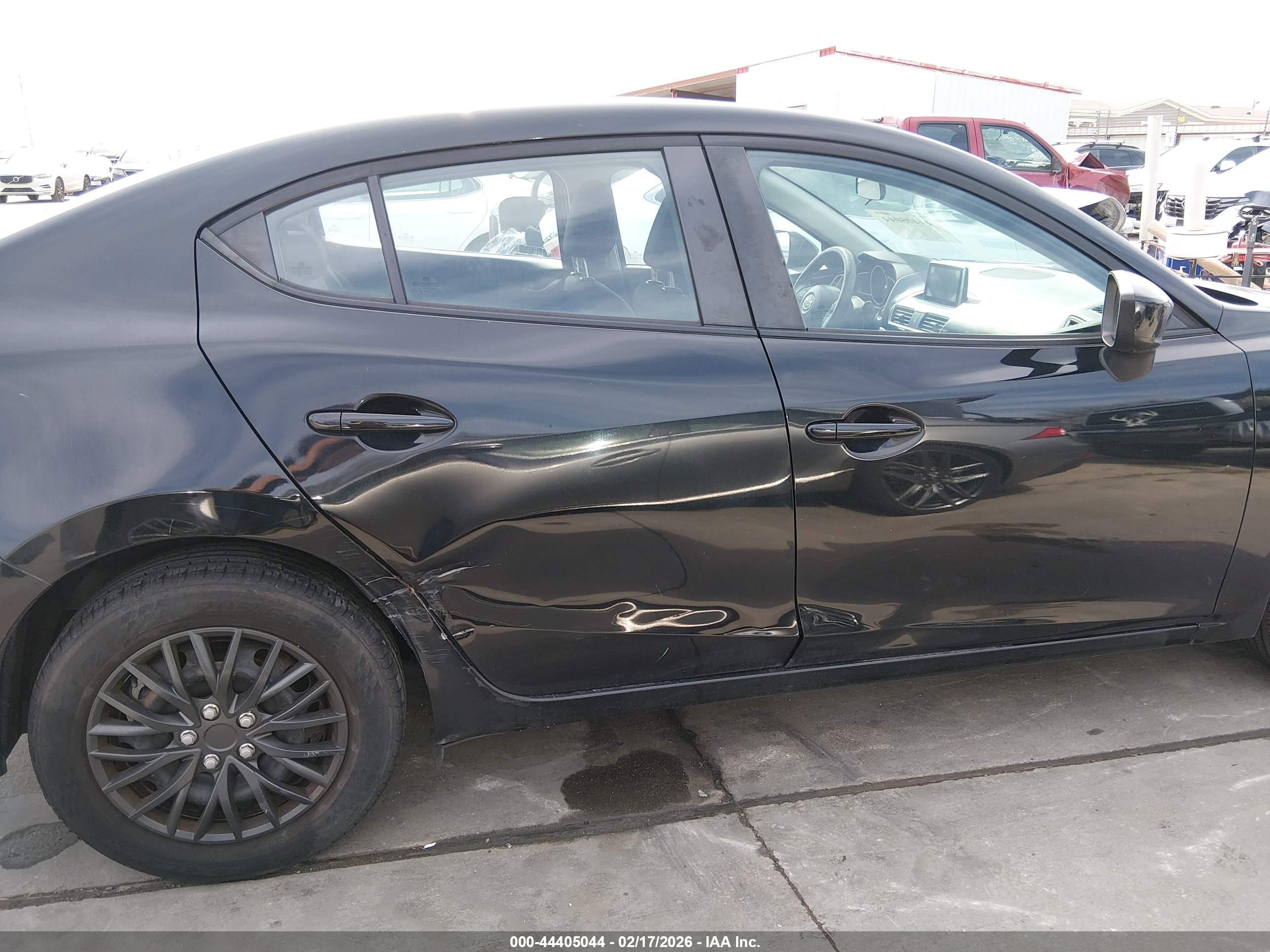 2015 Mazda Mazda3 I Sport Black vin: JM1BM1U72F1221189