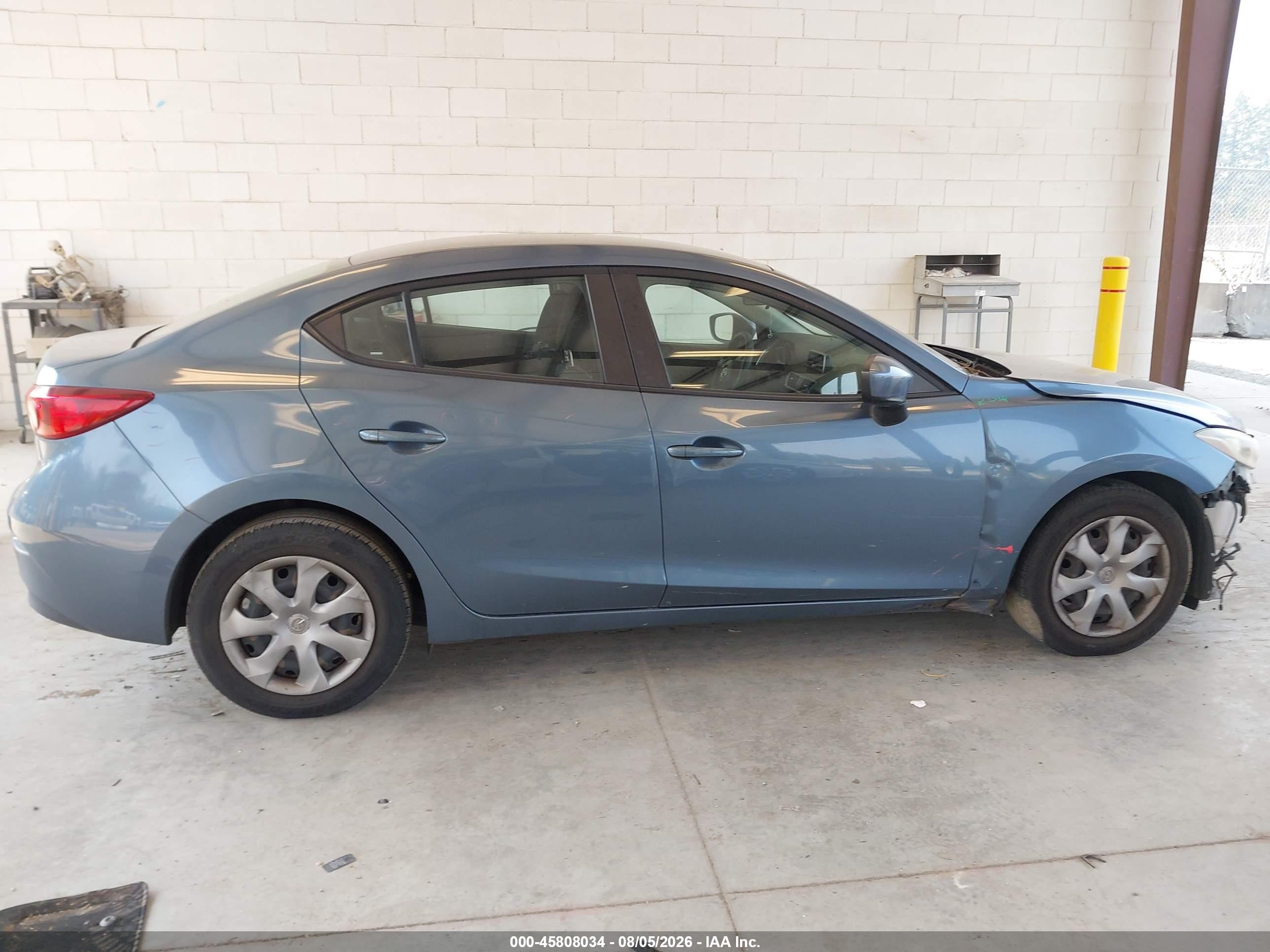 2014 Mazda Mazda3 I Sport Blue vin: JM1BM1U73E1166993