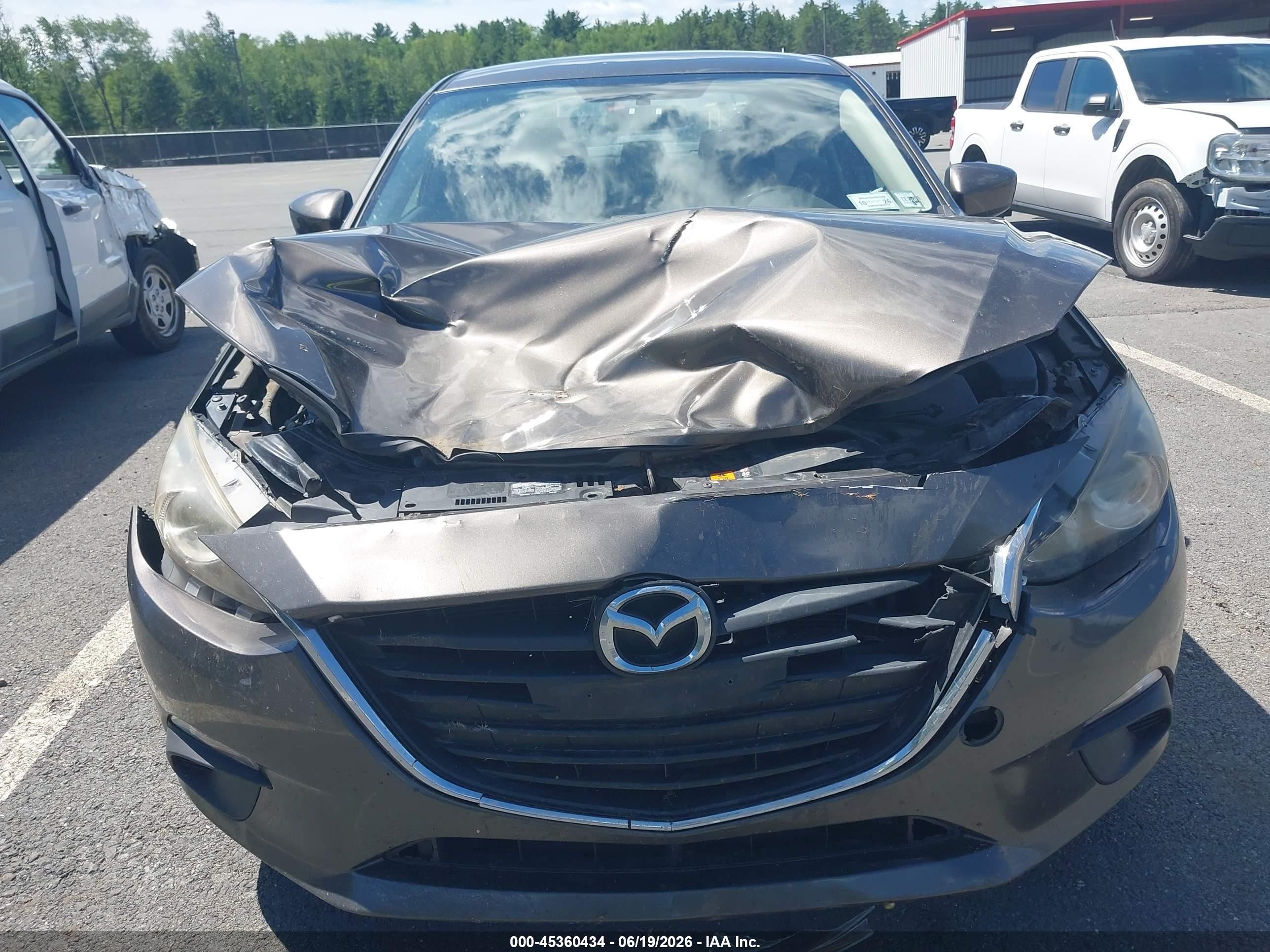 2014 Mazda Mazda3 Gray vin: JM1BM1U73E1193675