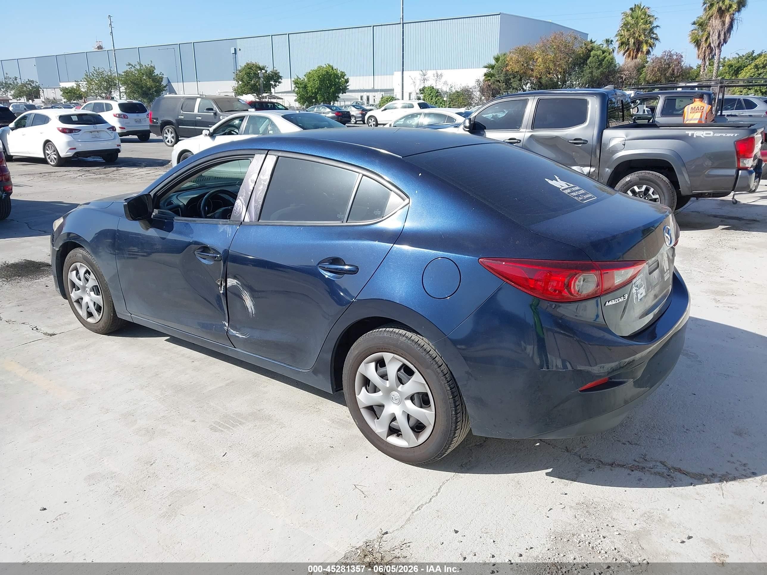 2014 Mazda Mazda3 I Sport Синий vin: JM1BM1U75E1118301