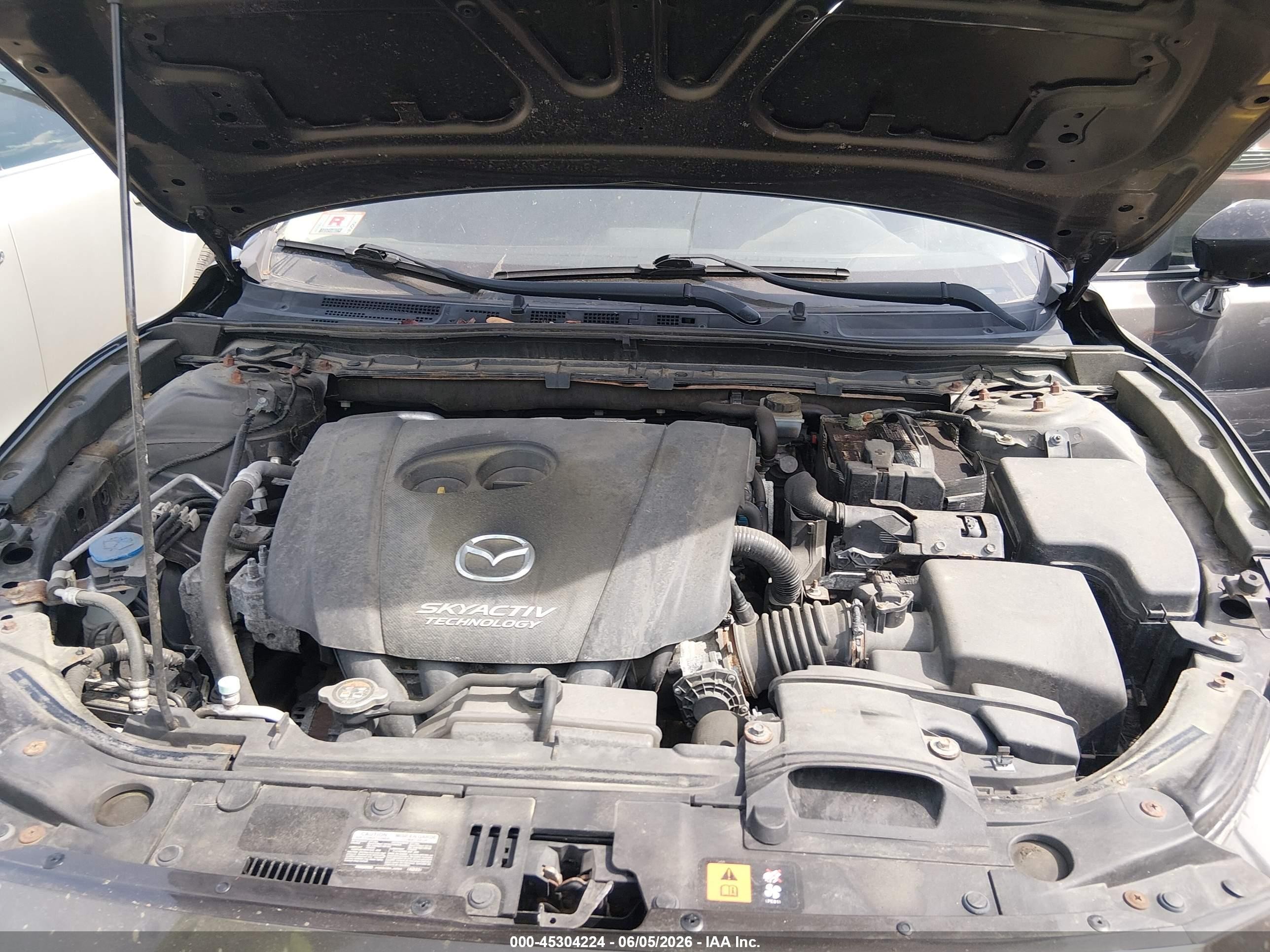 2014 Mazda Mazda3 I Sport Gray vin: JM1BM1U75E1145076
