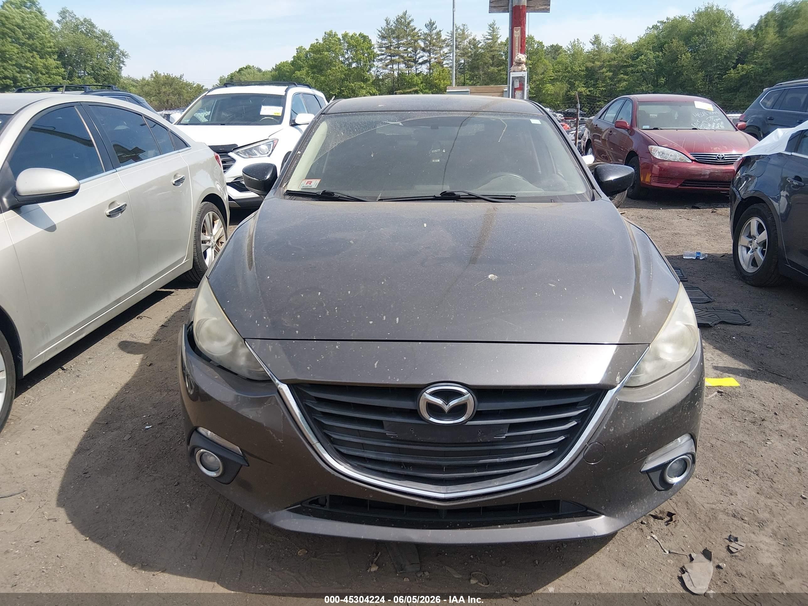2014 Mazda Mazda3 I Sport Gray vin: JM1BM1U75E1145076