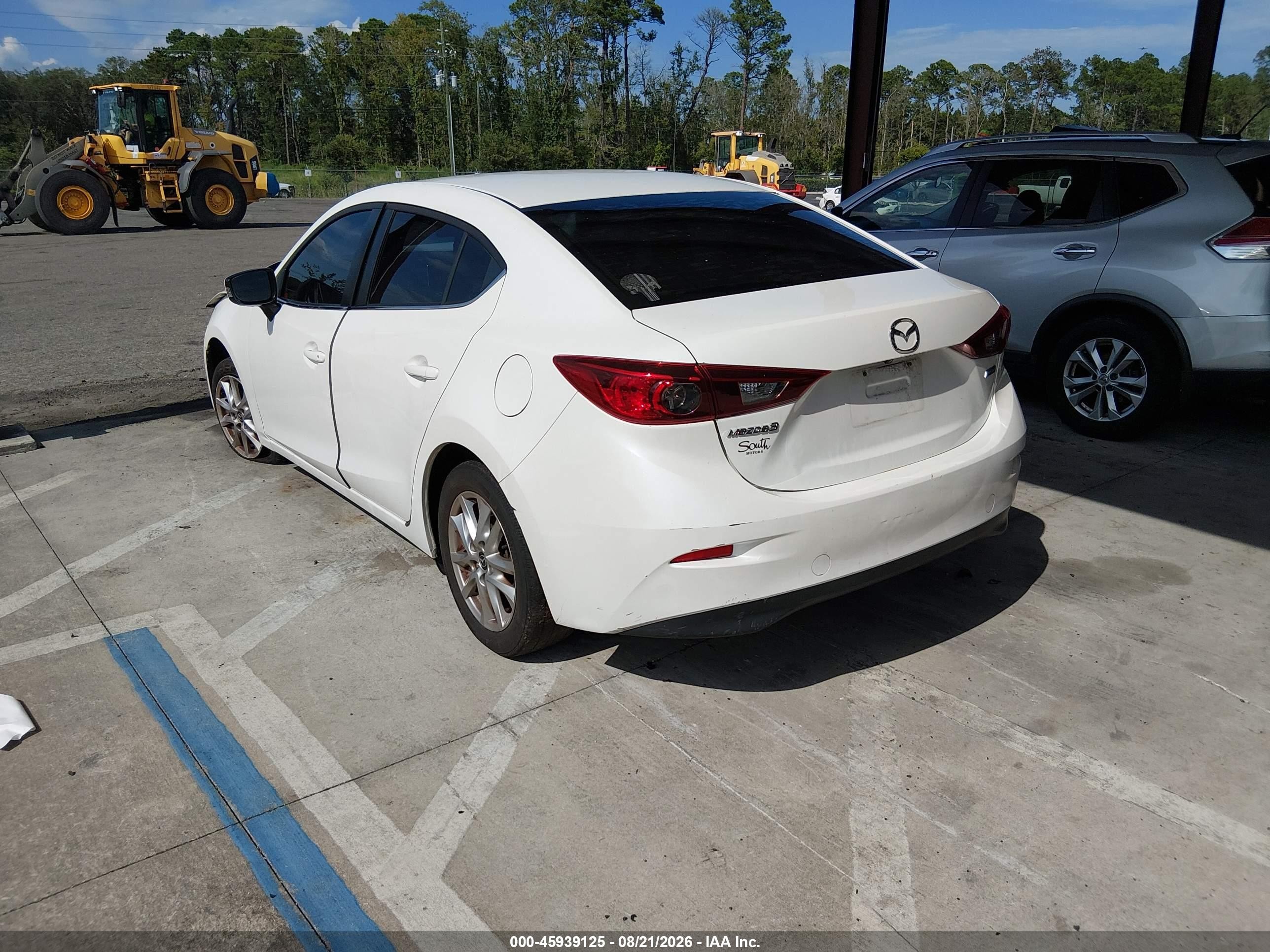 2016 Mazda Mazda3 I Sport White vin: JM1BM1U76G1328893