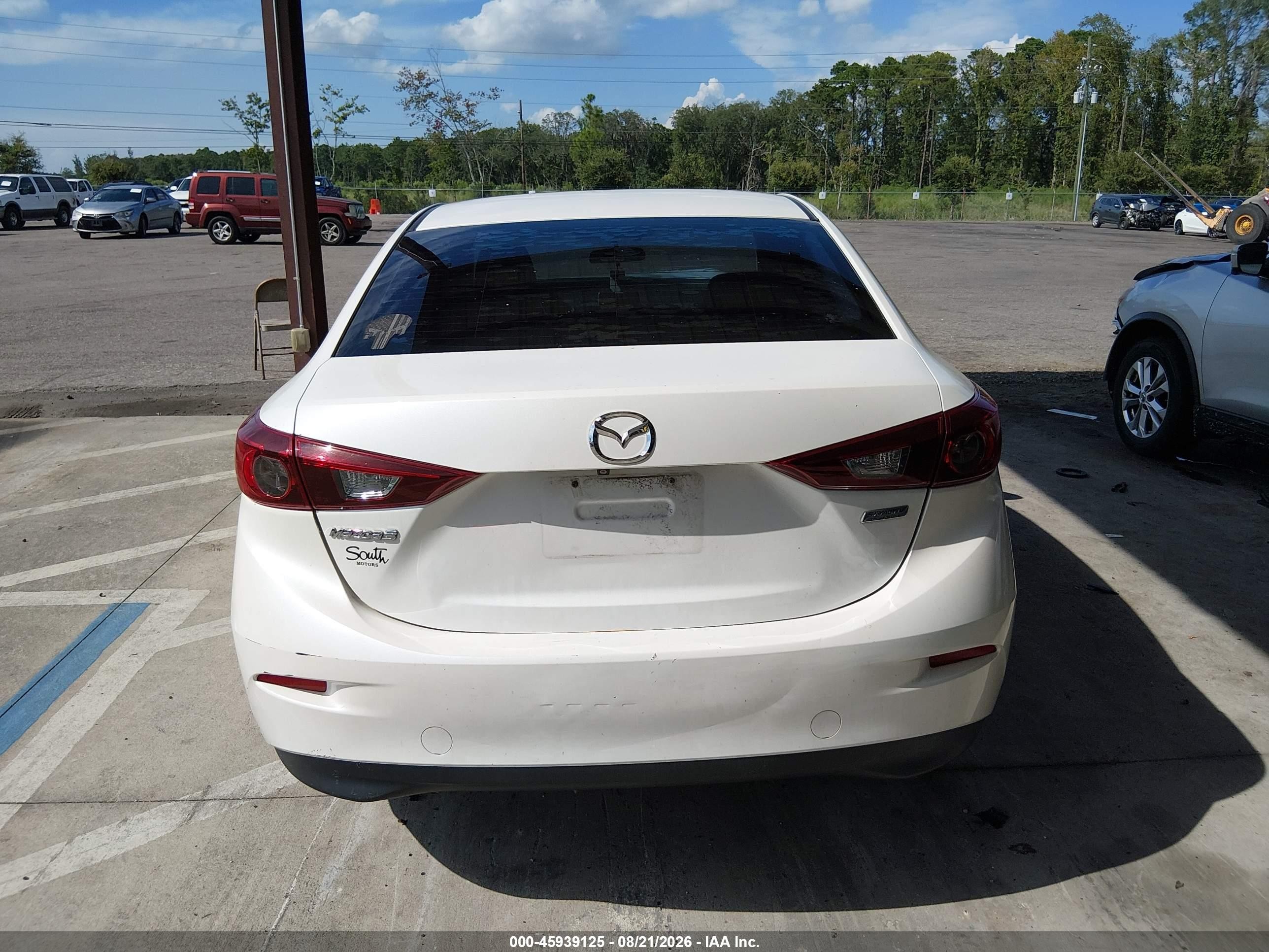 2016 Mazda Mazda3 I Sport White vin: JM1BM1U76G1328893