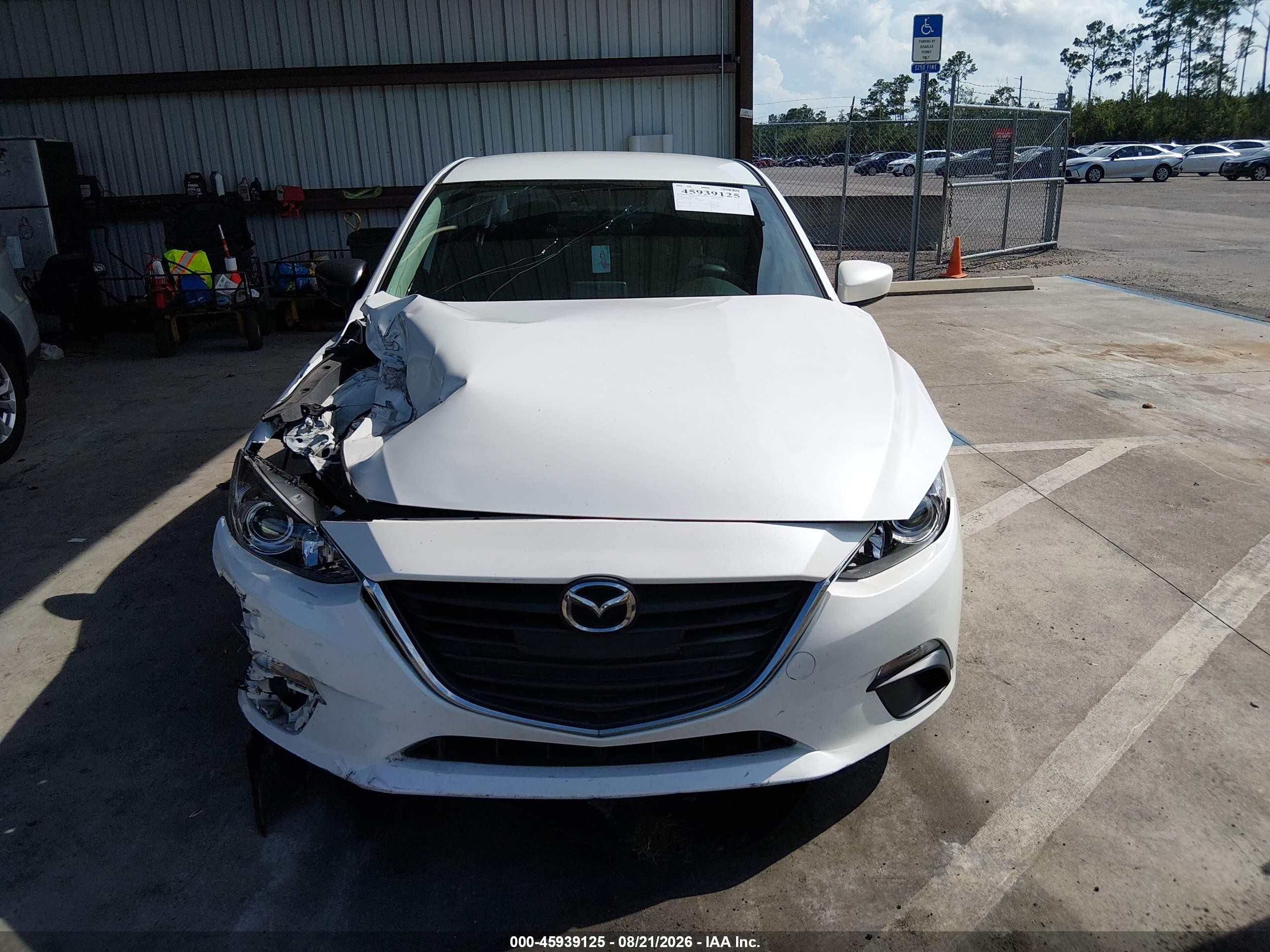 2016 Mazda Mazda3 I Sport White vin: JM1BM1U76G1328893
