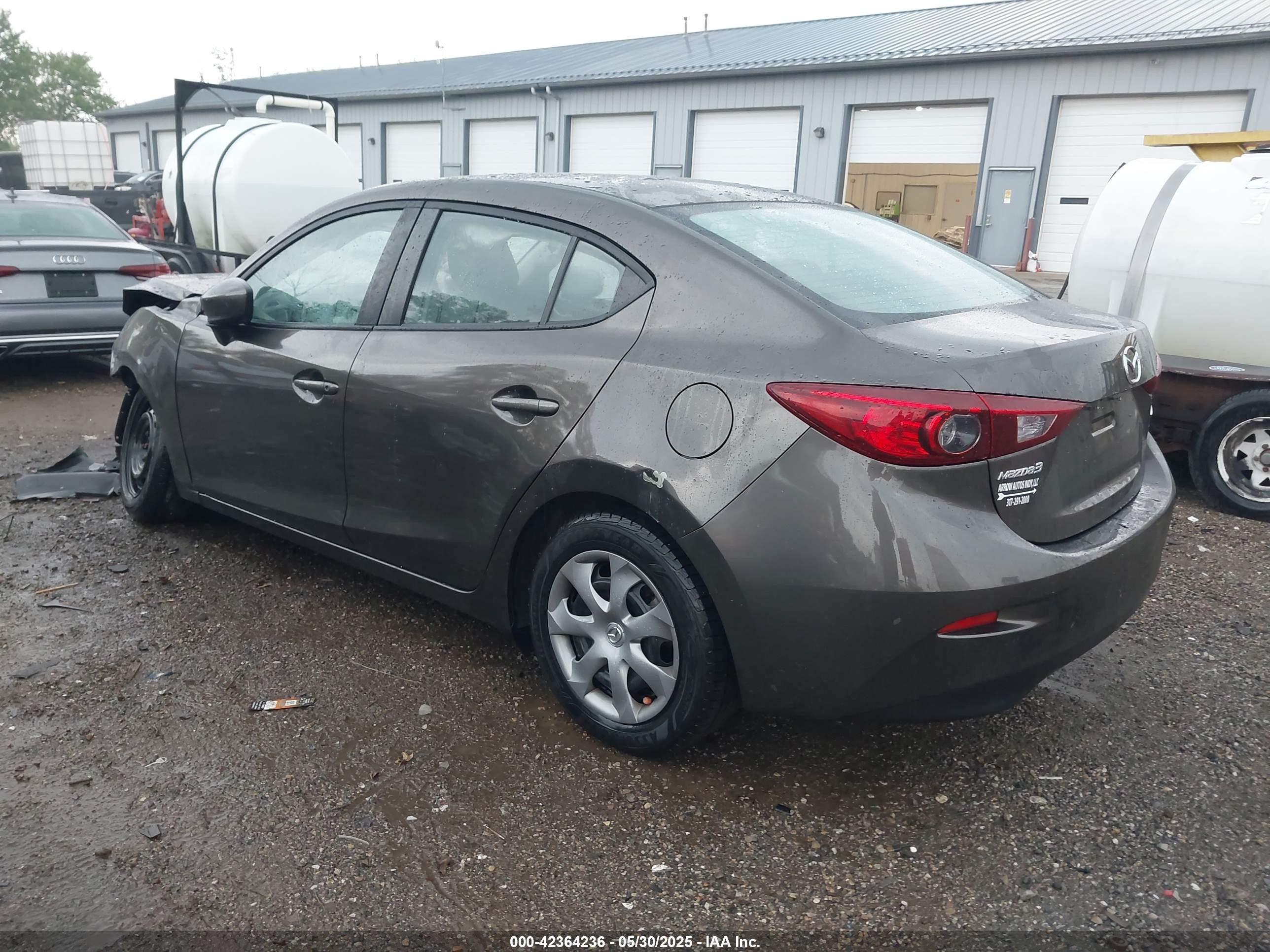 2015 Mazda Mazda3 I Sport Gray vin: JM1BM1U77F1234665