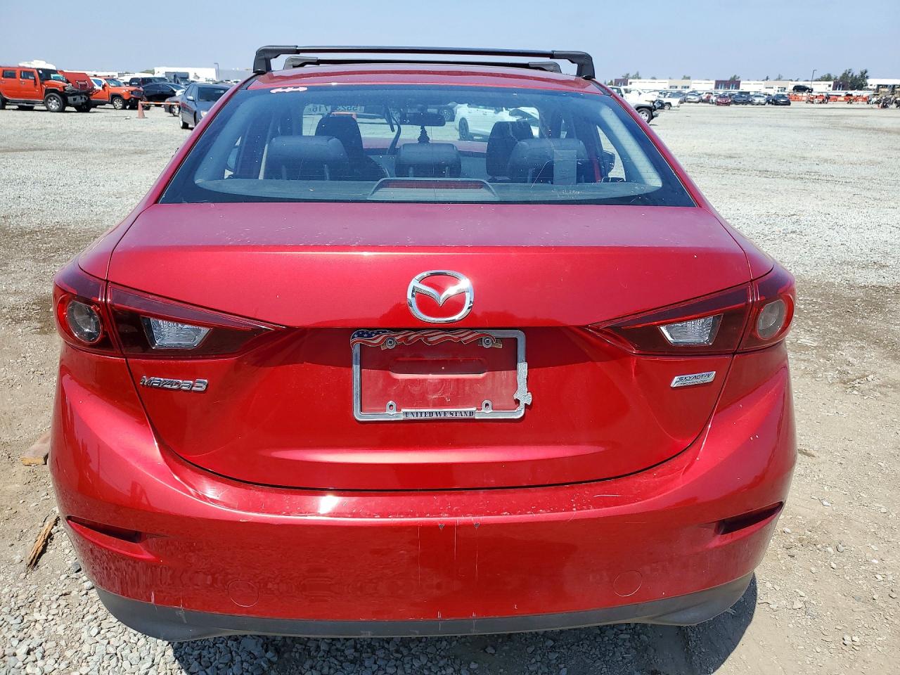 2015 Mazda 3 Sport Red vin: JM1BM1U78F1224355