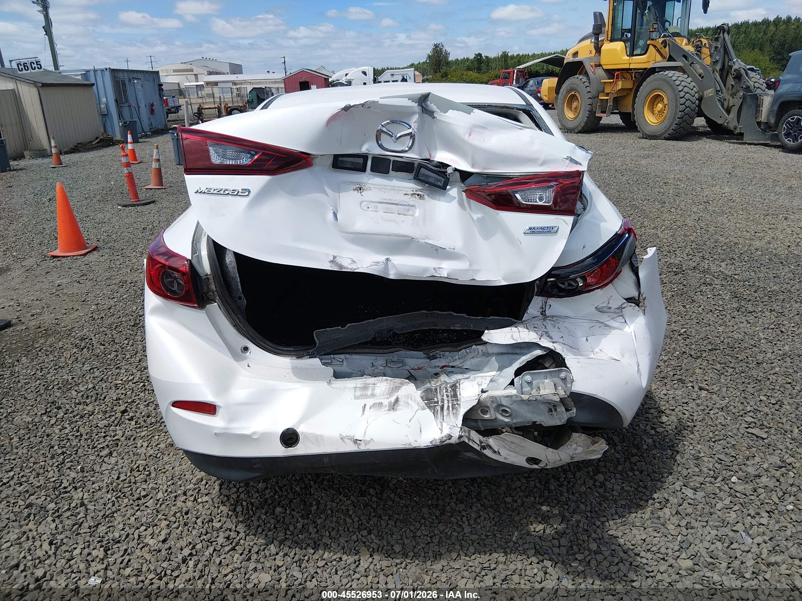 2014 Mazda Mazda3 I Sport White vin: JM1BM1U79E1176458