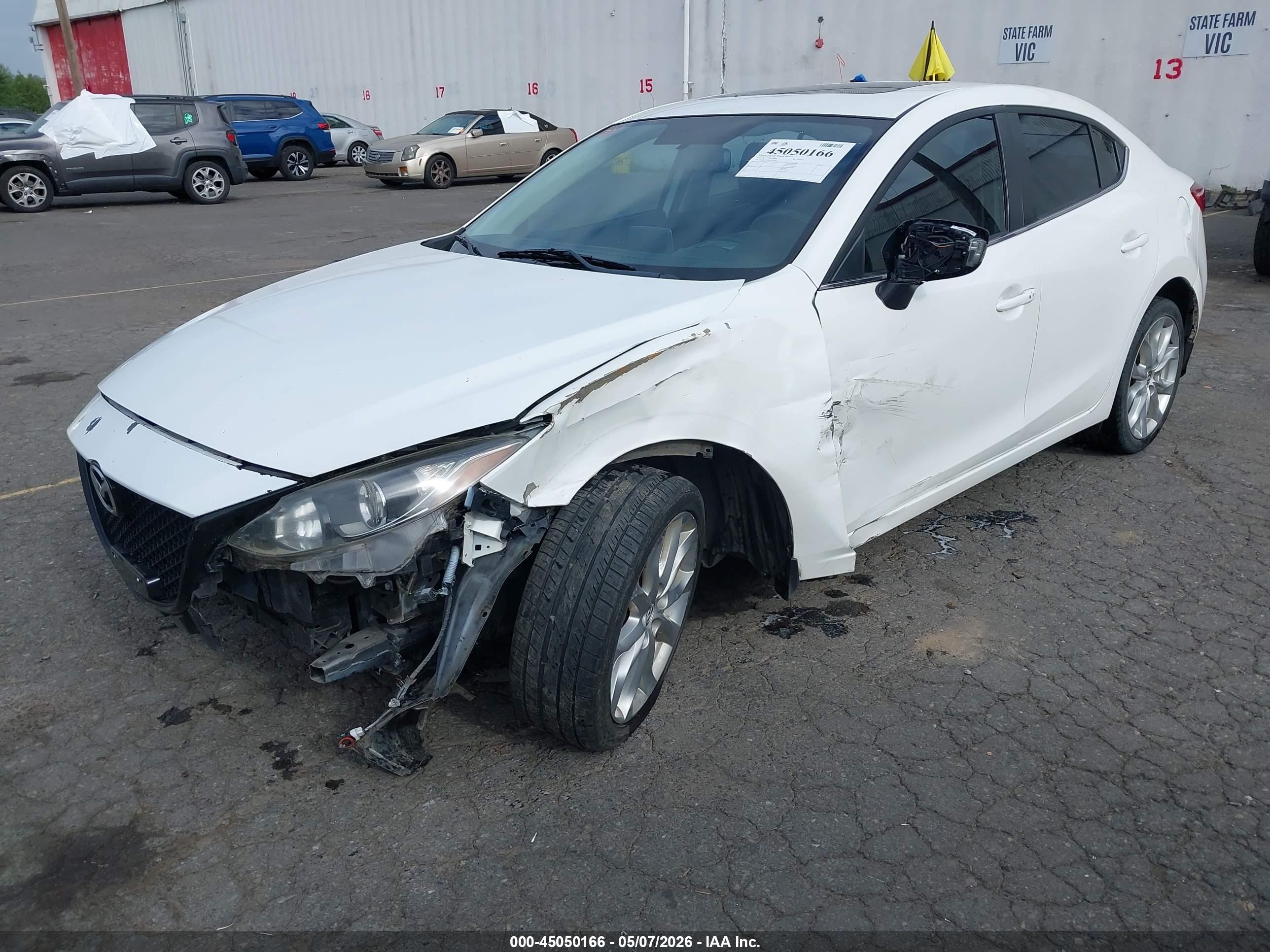 2015 Mazda Mazda3 S Touring White vin: JM1BM1V30F1221445
