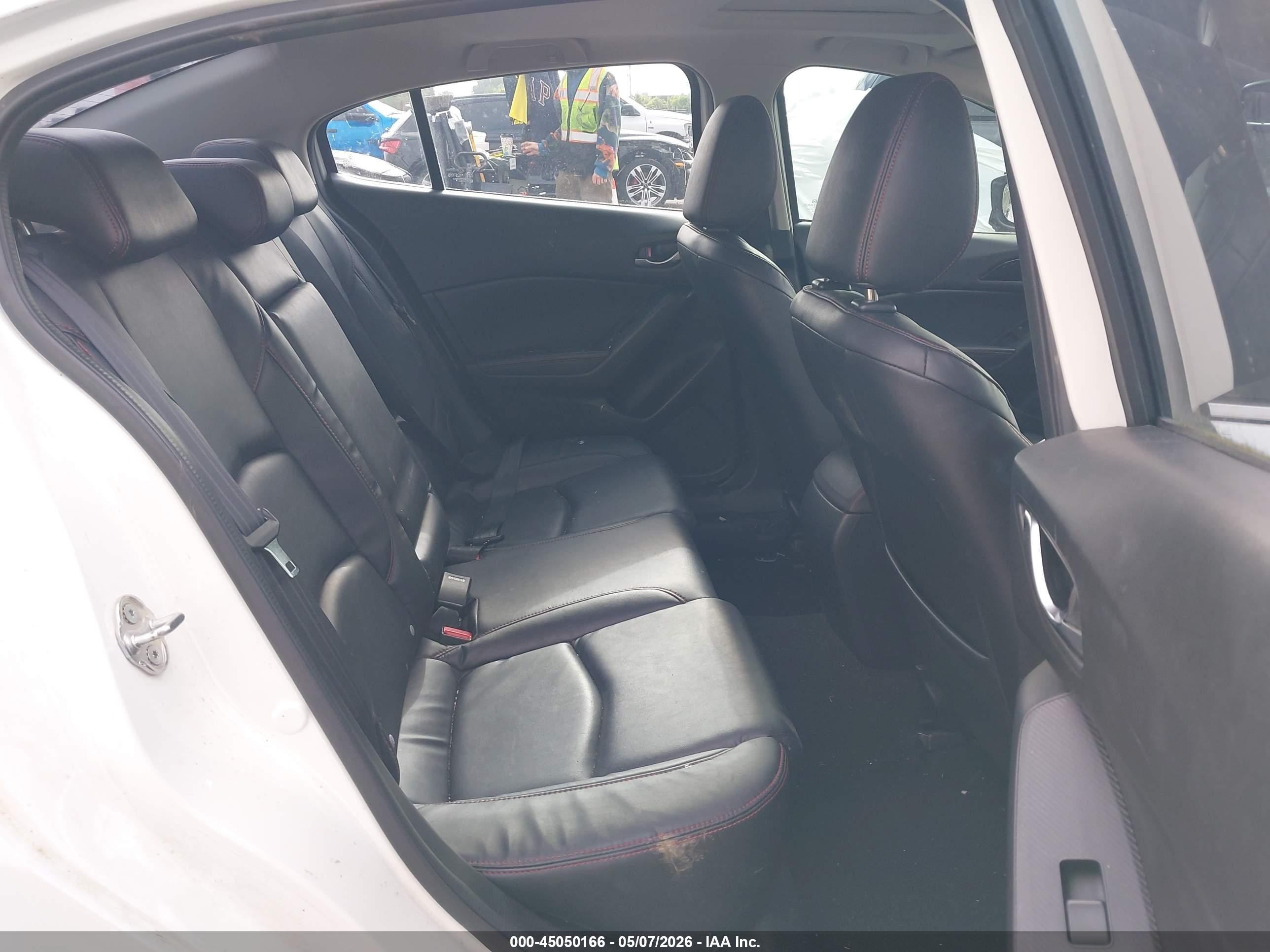 2015 Mazda Mazda3 S Touring White vin: JM1BM1V30F1221445