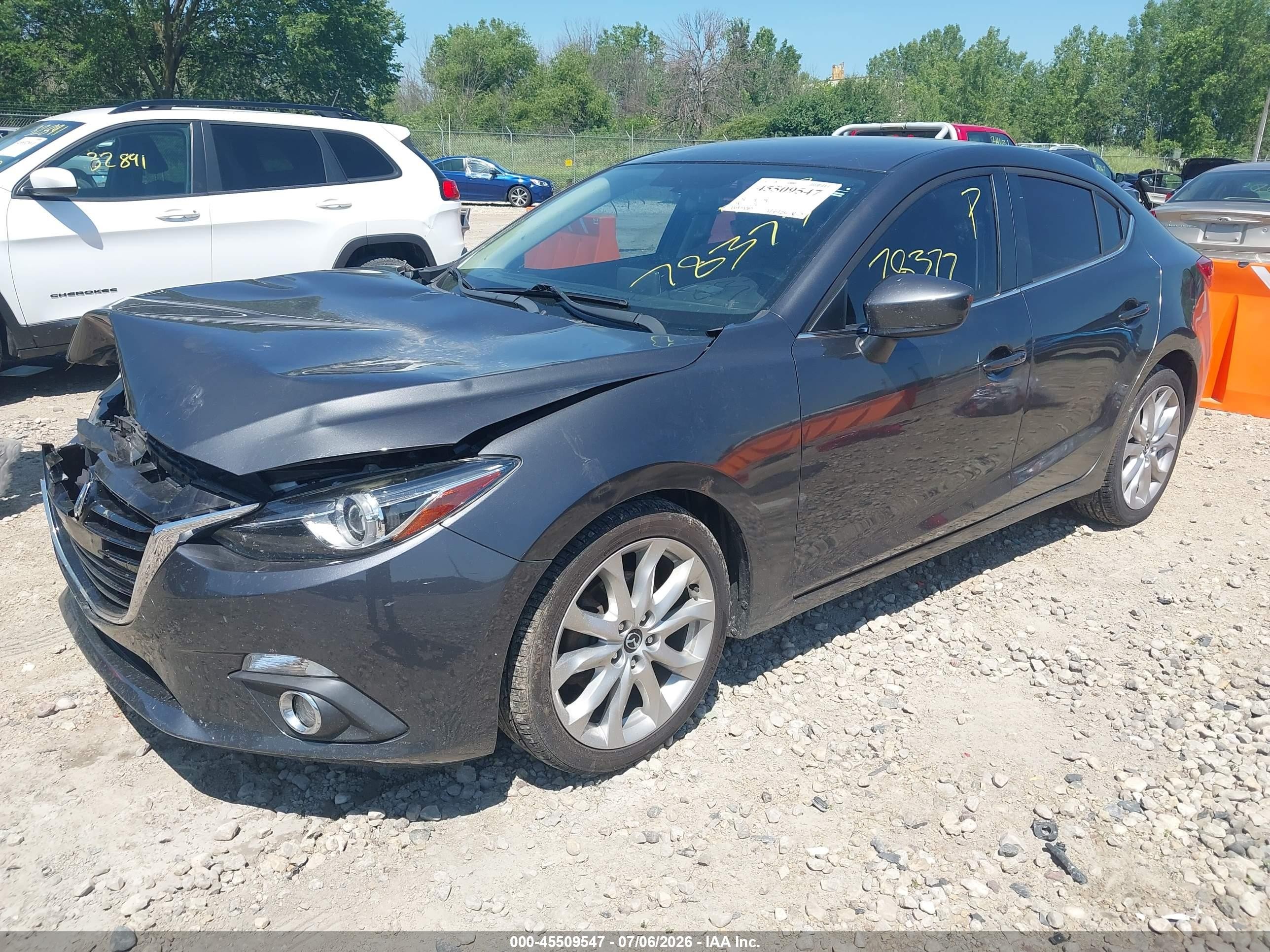 2014 Mazda Mazda3 S Touring Black vin: JM1BM1V33E1178377