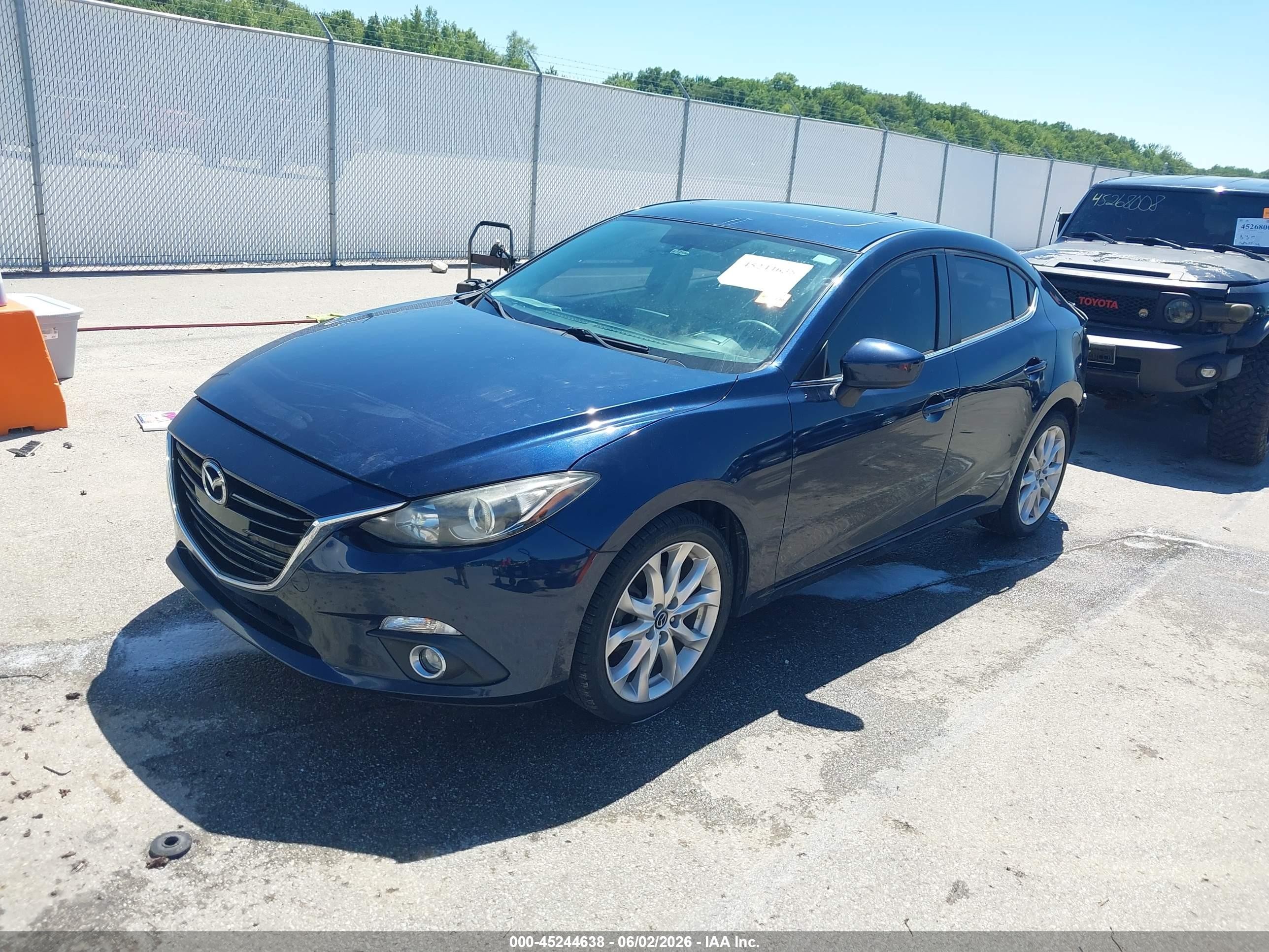 2015 Mazda Mazda3 S Touring Blue vin: JM1BM1V34F1262306