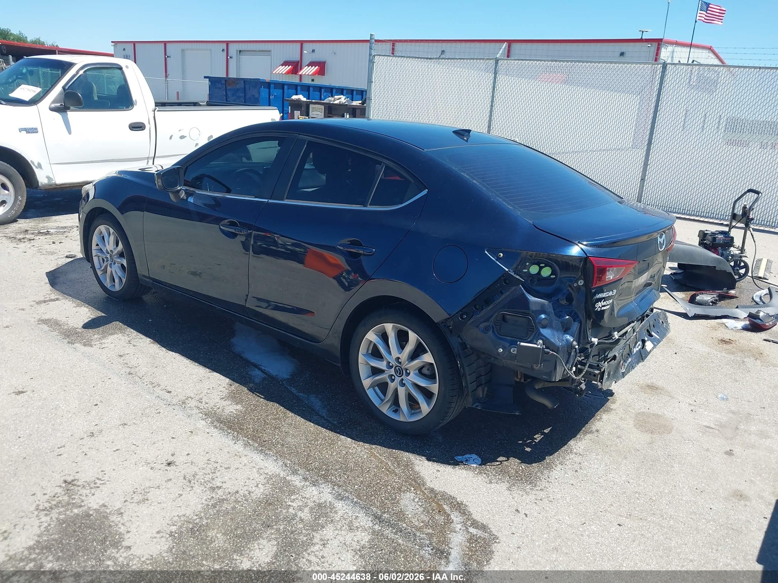 2015 Mazda Mazda3 S Touring Blue vin: JM1BM1V34F1262306