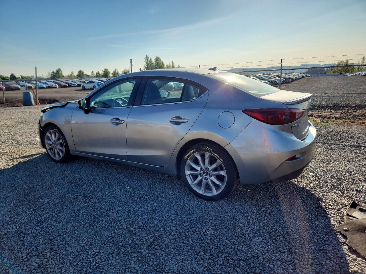 2014 Mazda 3 Touring Silver vin: JM1BM1V37E1107859