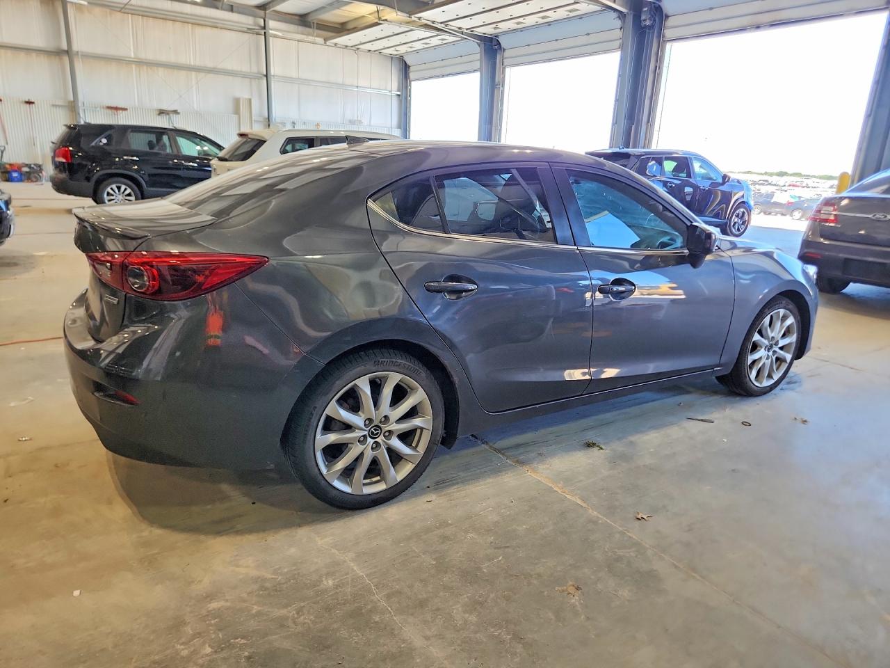 2014 Mazda 3 Touring Gray vin: JM1BM1V38E1160456