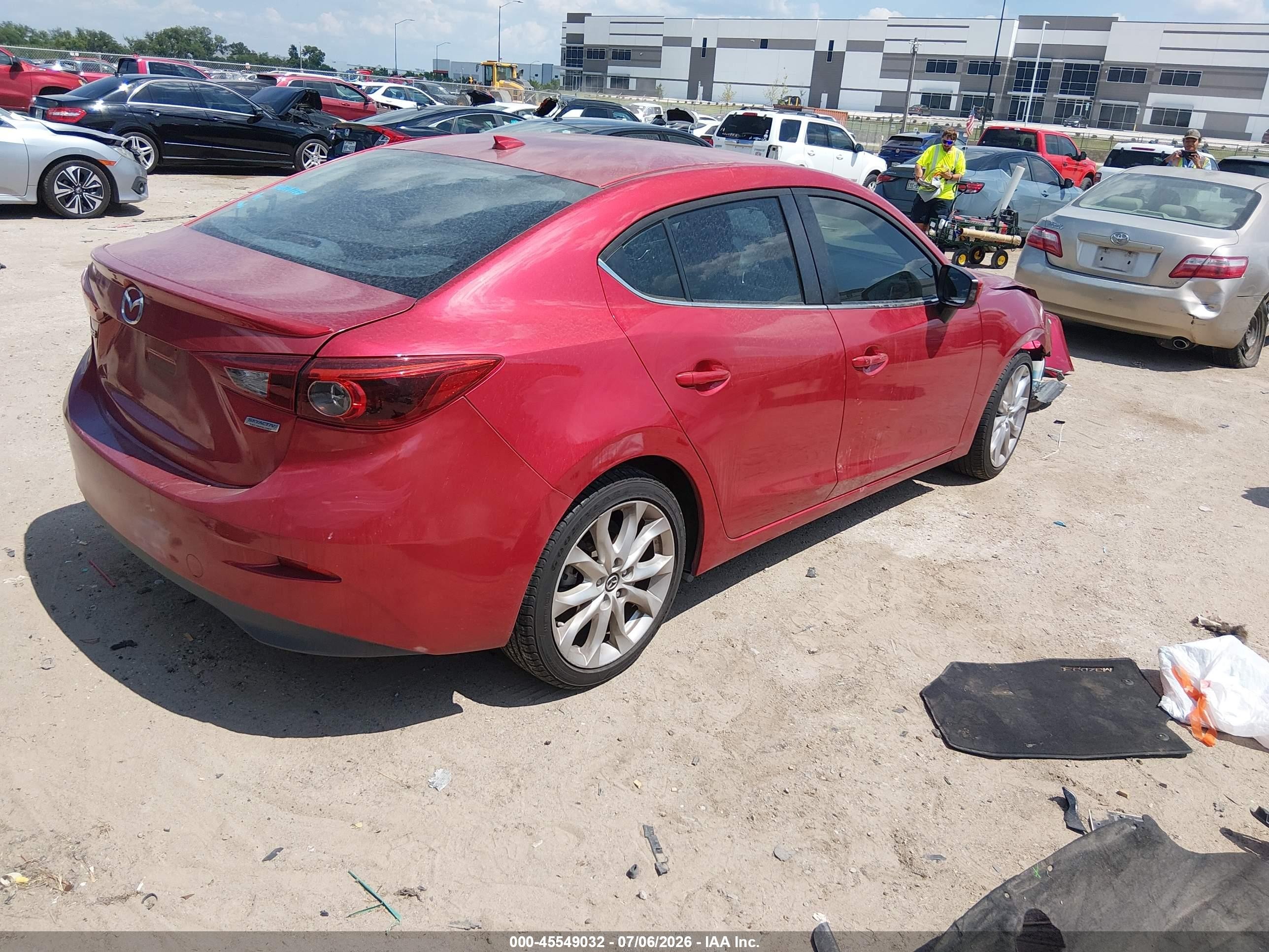 2014 Mazda Mazda3 S Touring Red vin: JM1BM1V38E1165530
